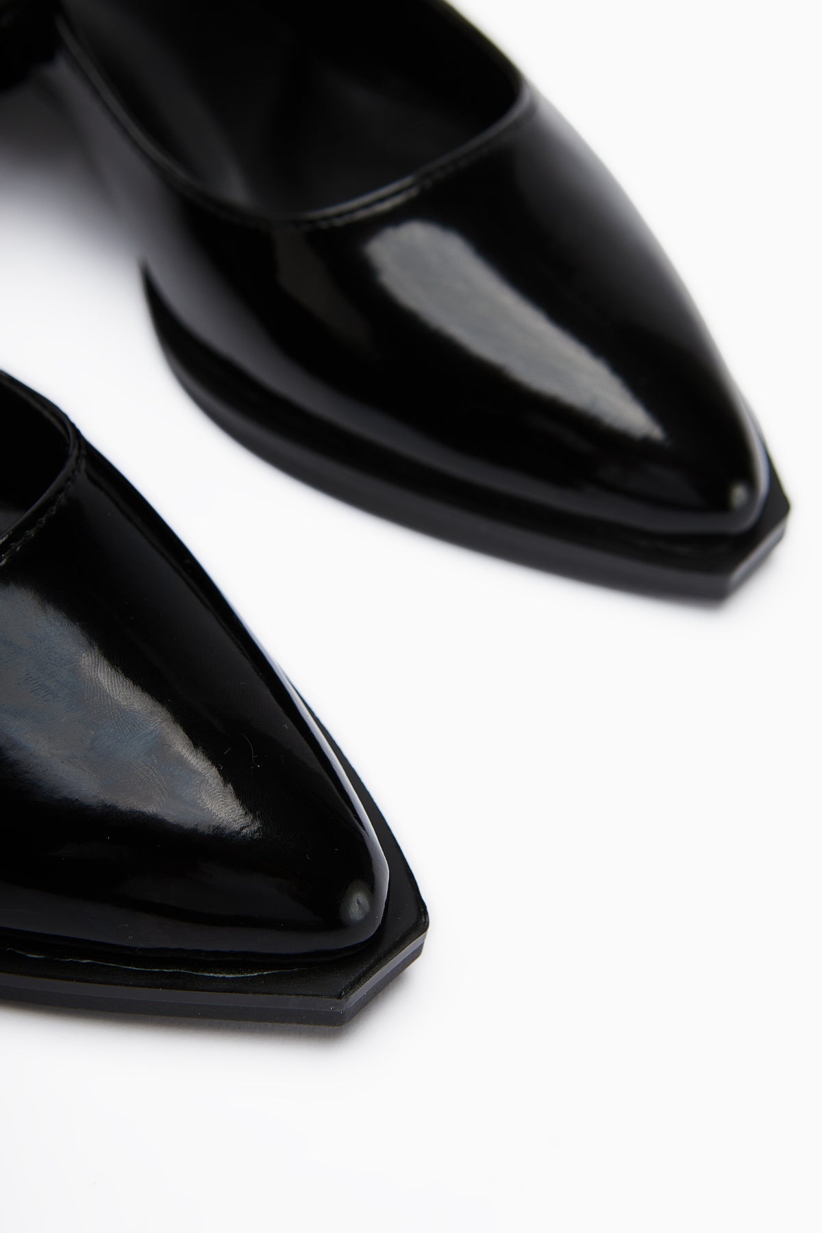 Siran Damen Schwarze Lackleder Doppelriemen Sandale