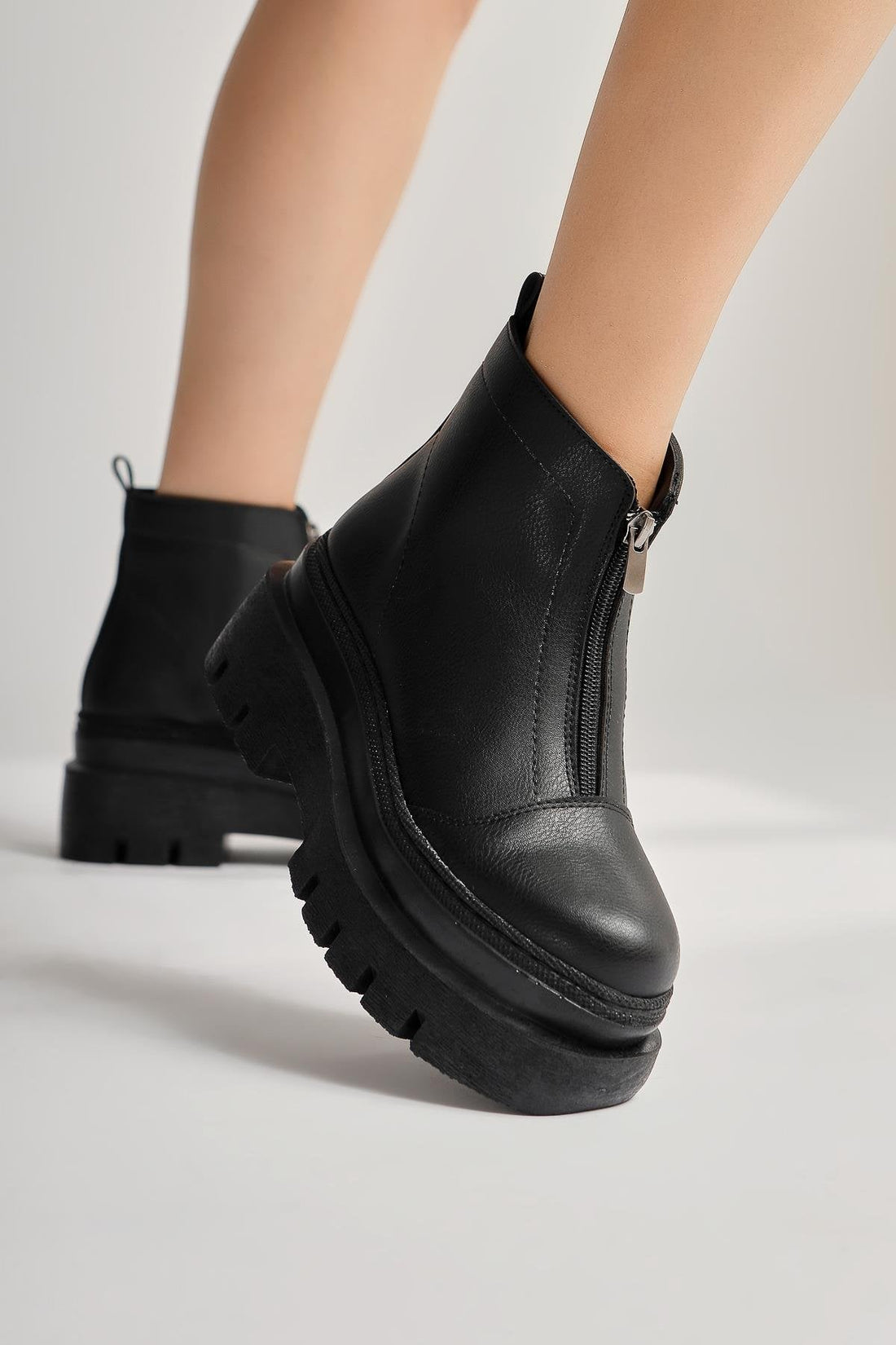 Knarik – Black Zippered Thick-Soled Boot (Women)