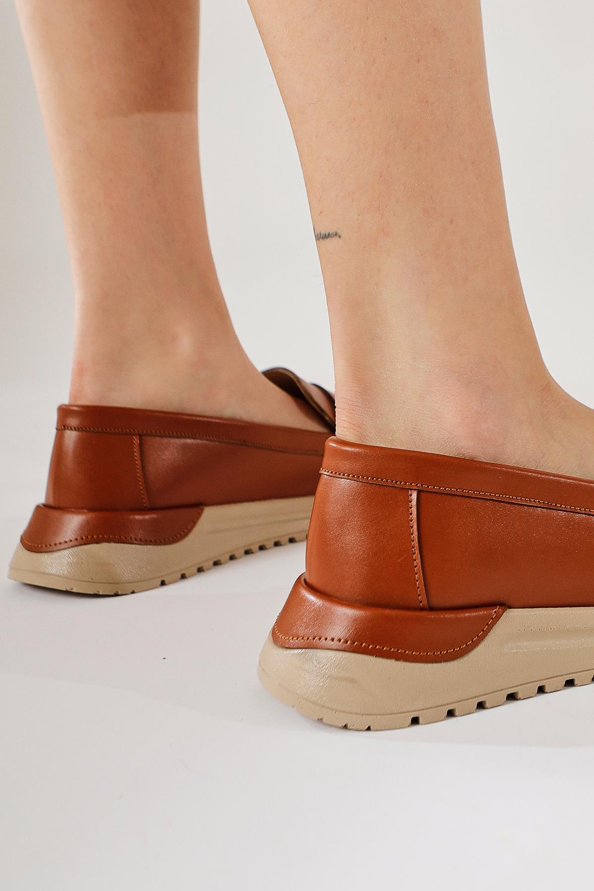 Zain Taba Laser Perforated Buckle Detailed Ballerinas