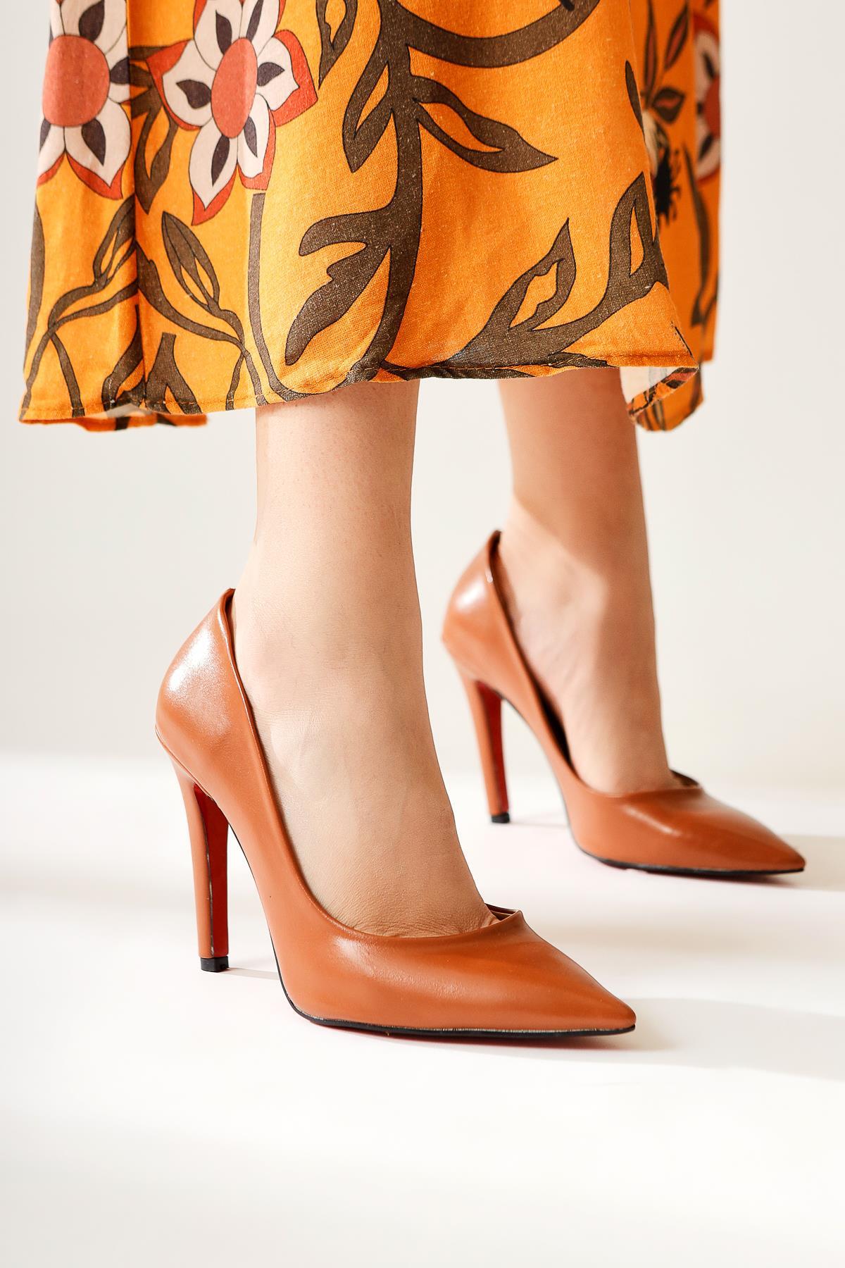 Pavinee Brown Patent Leather Pointed Toe Red Jurdan Thin Heel Shoes