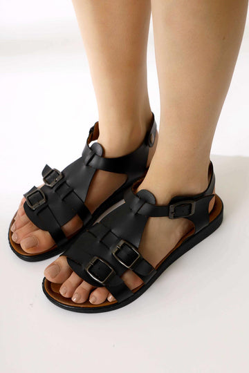 Desta Echtes Leder Schwarze Sandalen mit Schnallen Detail