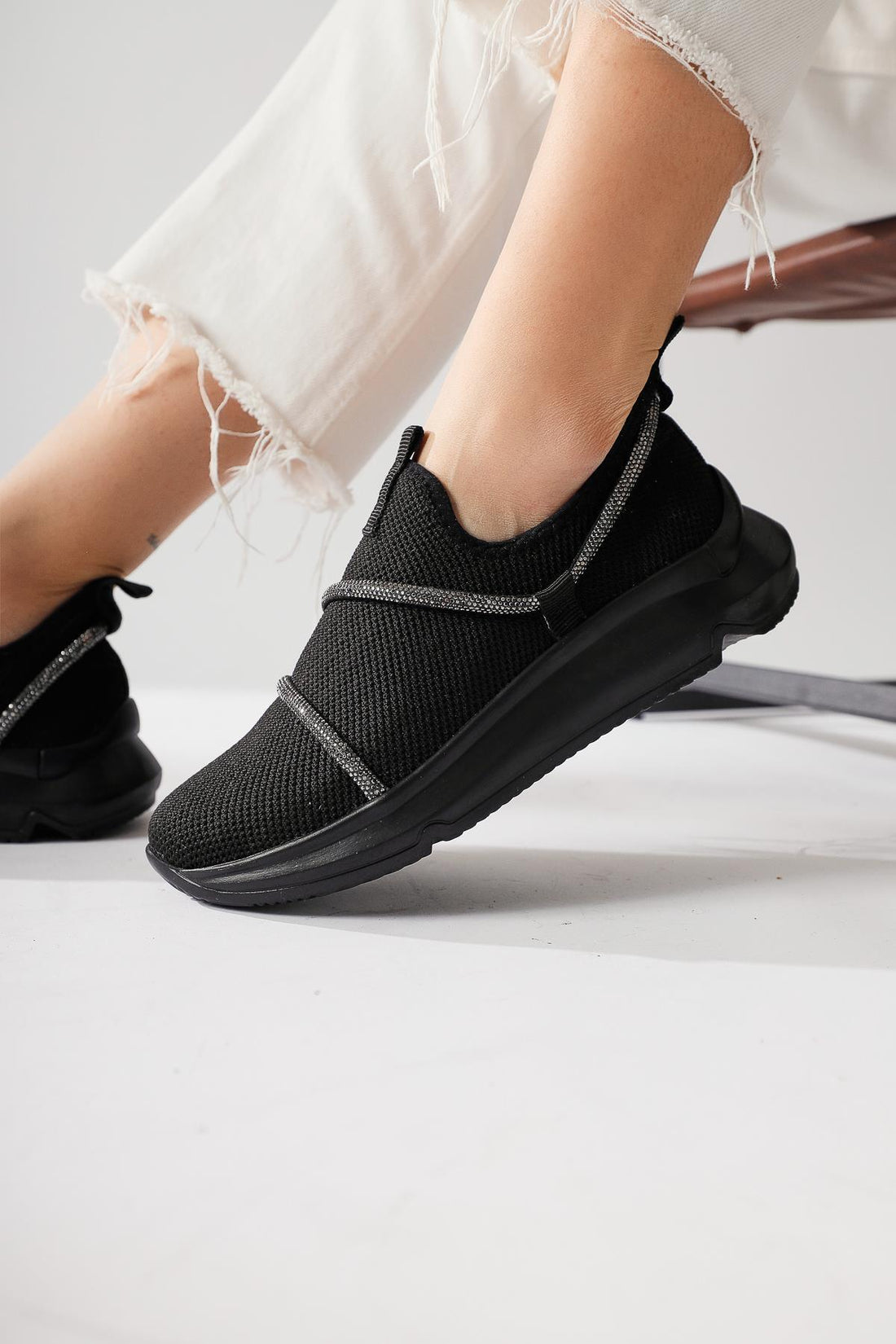 Lorrie Black Stone Detailed Stone Detailed Sneakers
