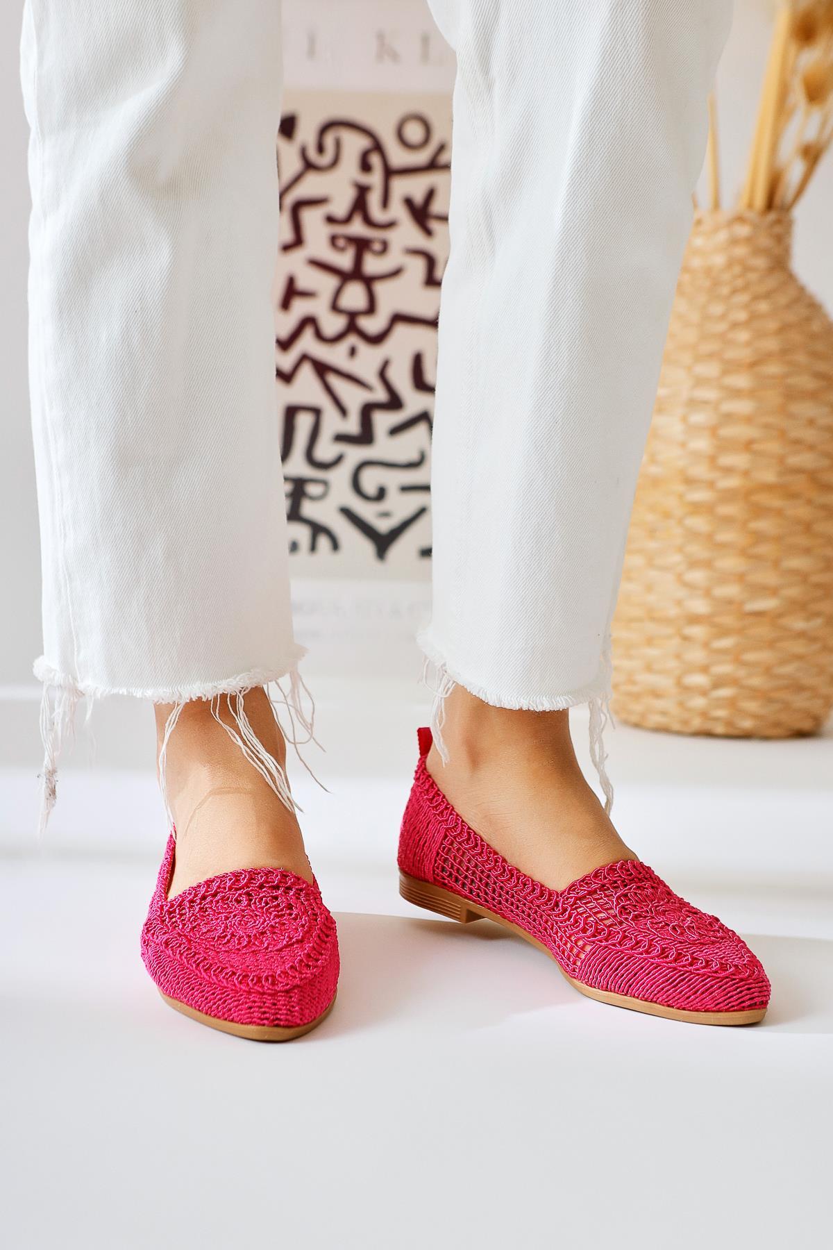 Joka Fuchsia Knitted Ballerina