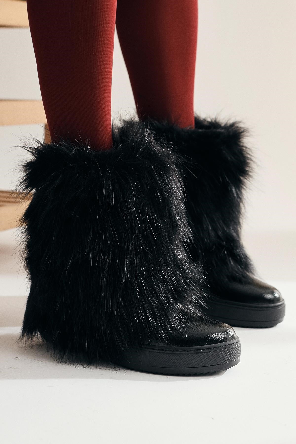 Randi Schwarz Versteckte Ferse Feder Damen Stiefel