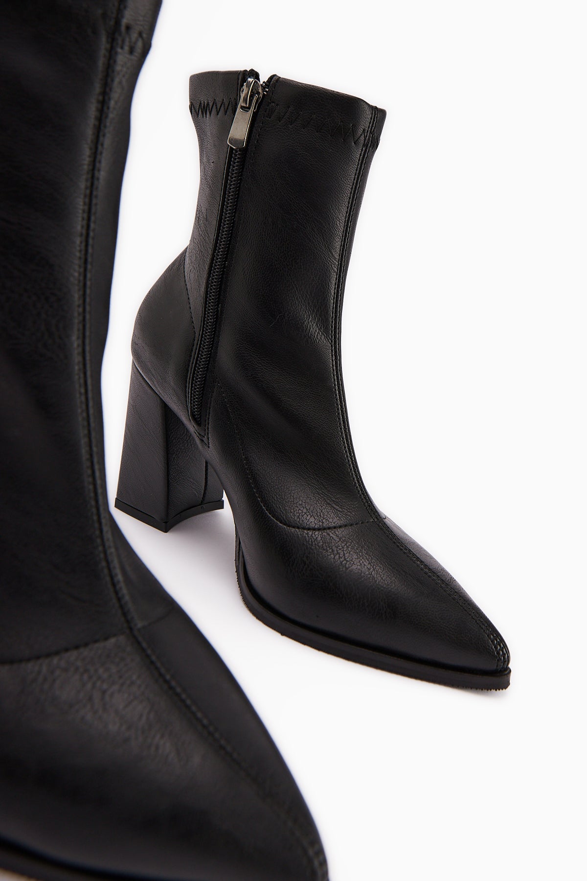 Susy Black Chunky Heel Stretch Women's Boot