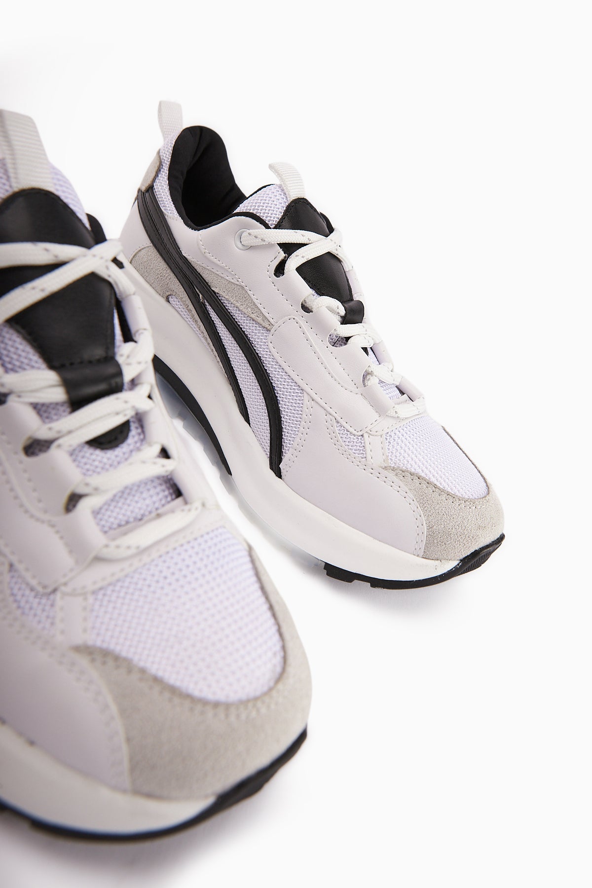 Jillian White with Black Heel Detail Sport Shoes