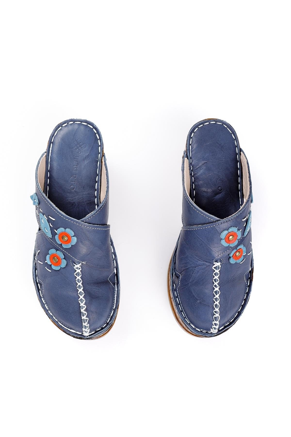 Alto Echtes Leder Sax Keilabsatz Hausschuh mit Distressed Sohle und Komfort Design