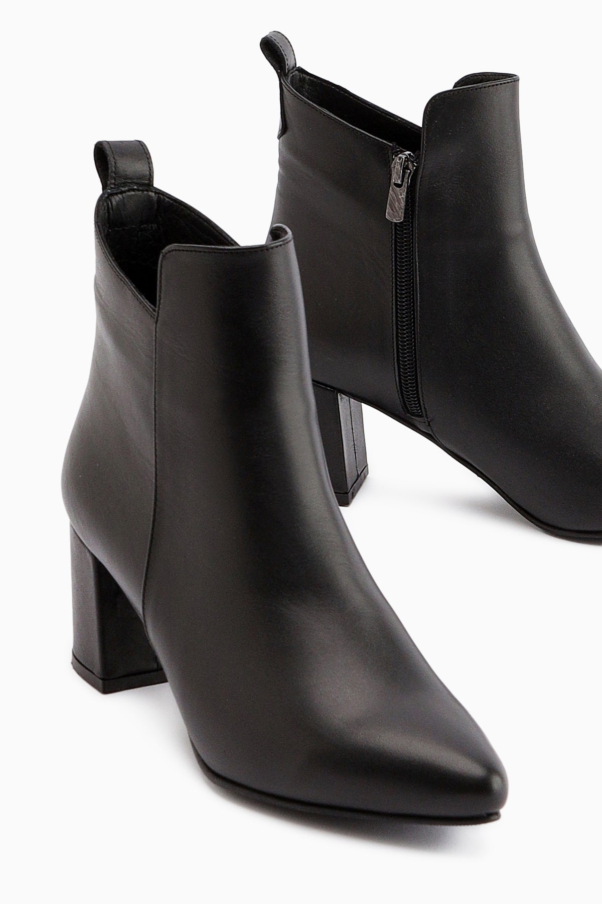 Julia Genuine Leather Black Heeled Women's Boot