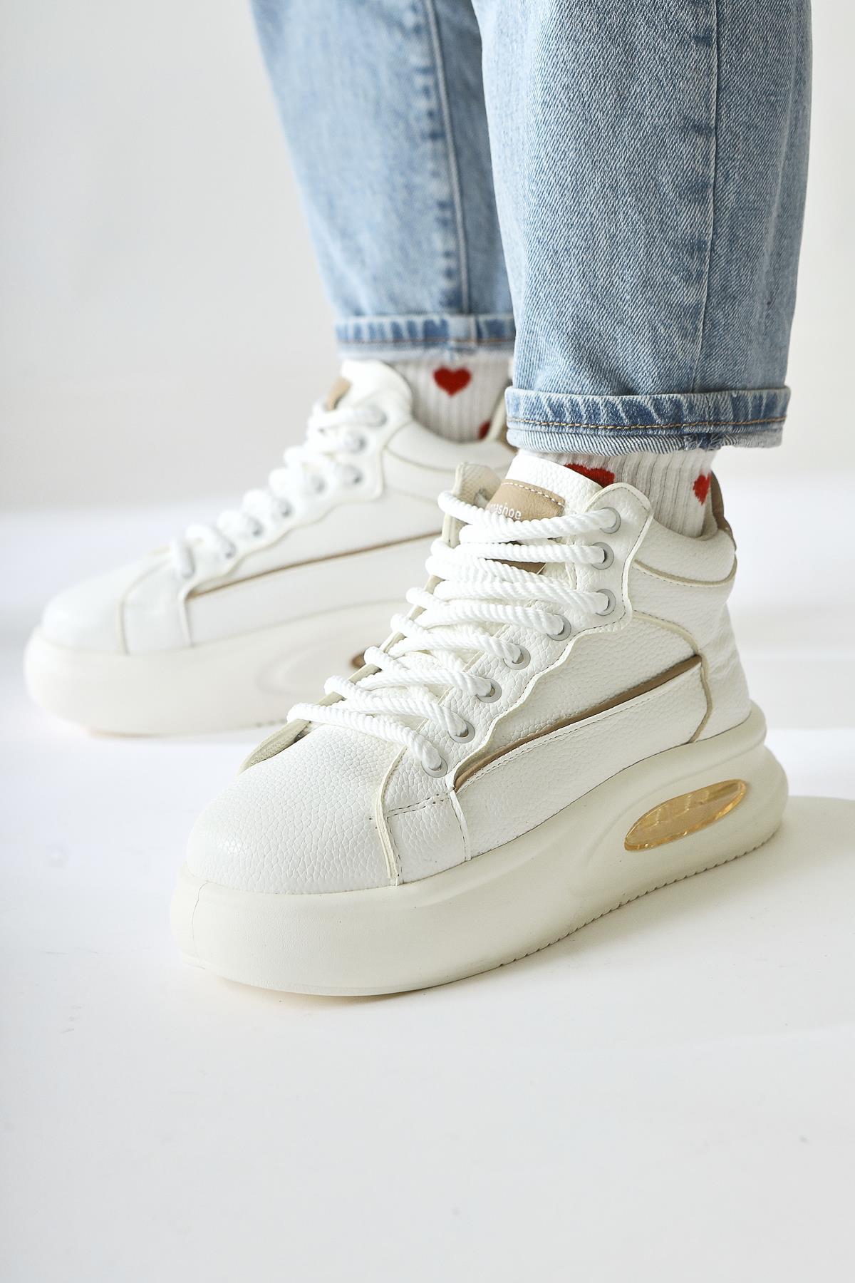 Lourin – Off-White Leather-Look Pattern Air-Sole Lace-Up Sneaker Boot (Women)