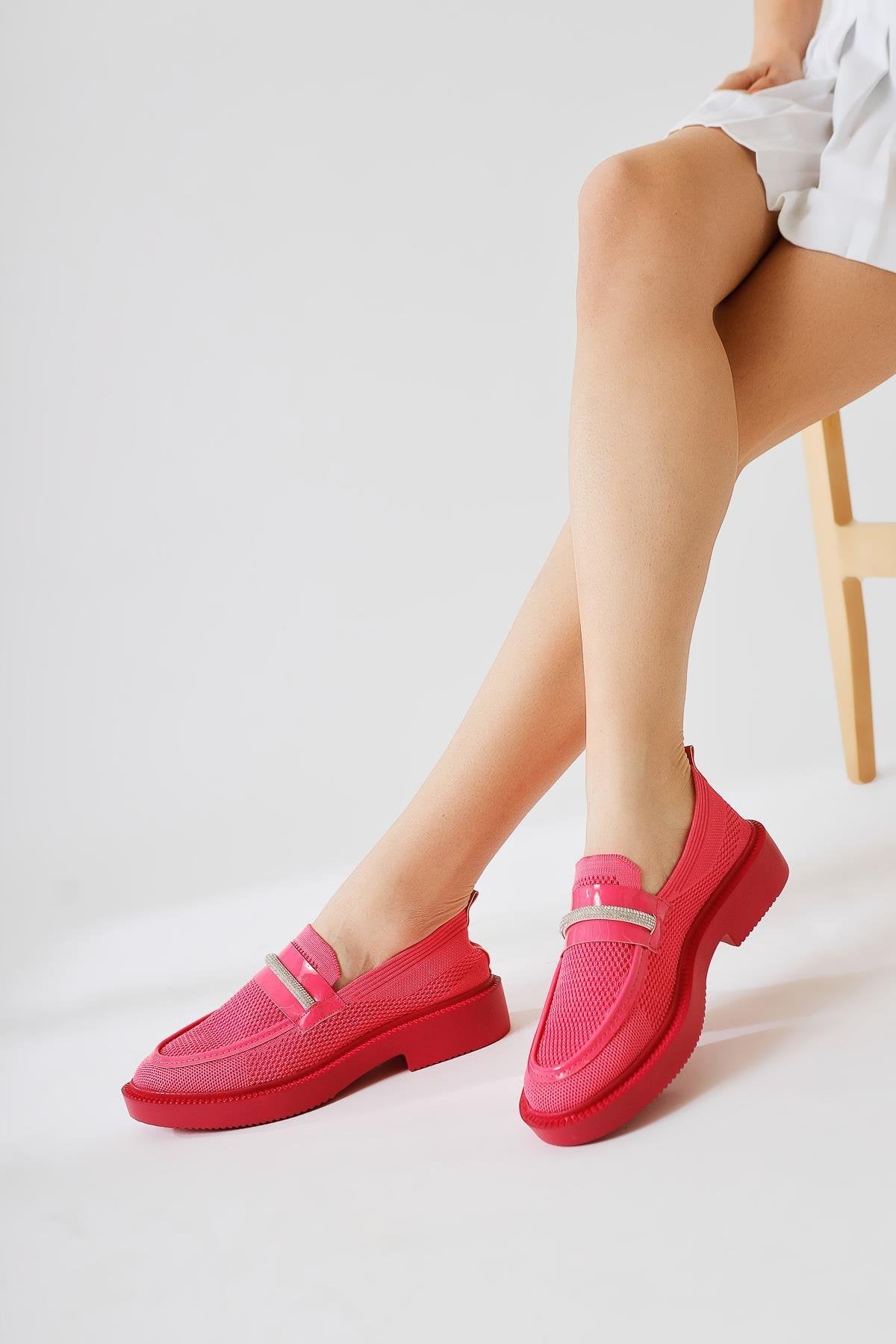 Micka Fuchsia Knitted Patent Leather Detailed Stone Banded Casual Shoes
