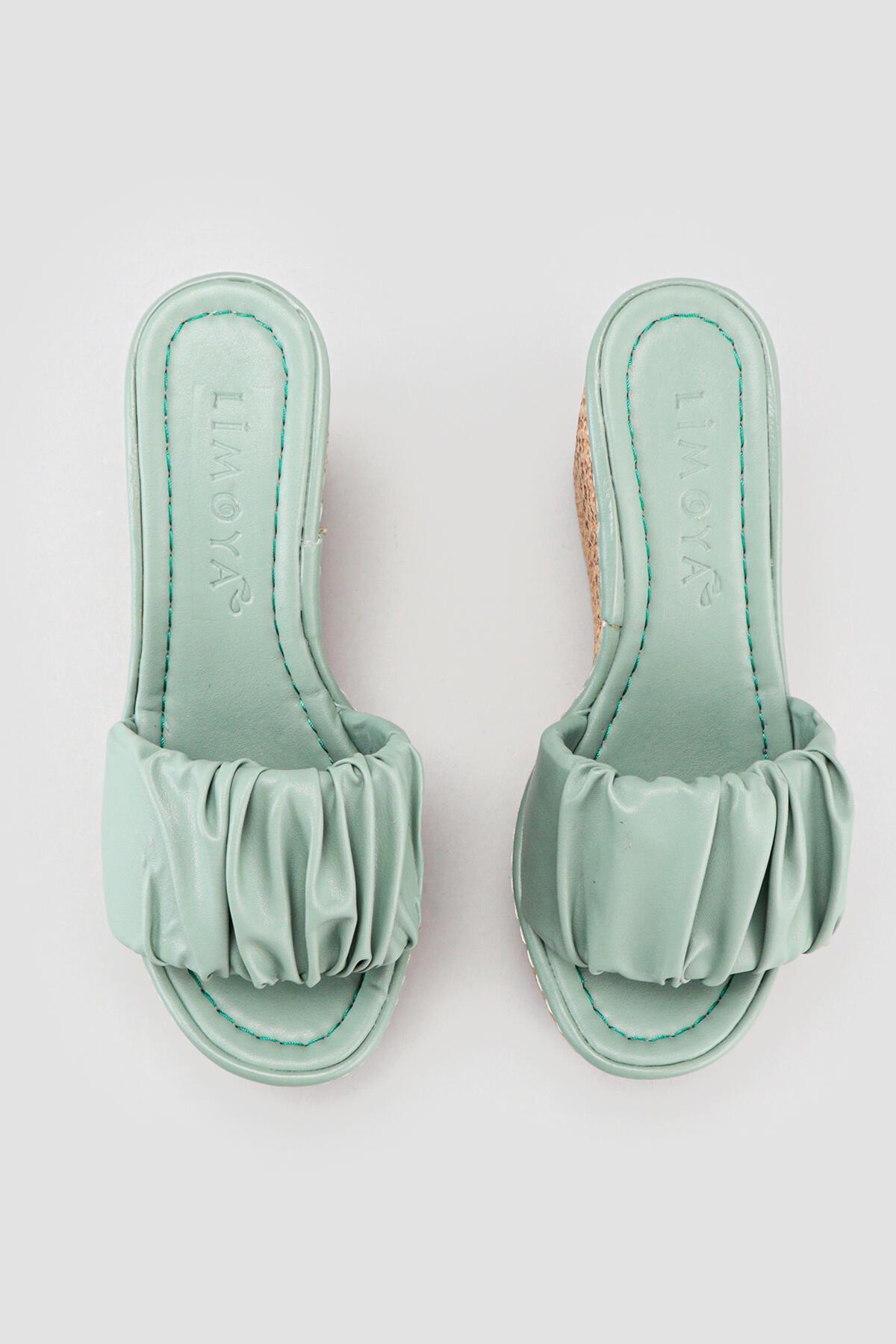 Danielle Grüne Rattan-Sohlen-Look-Slides