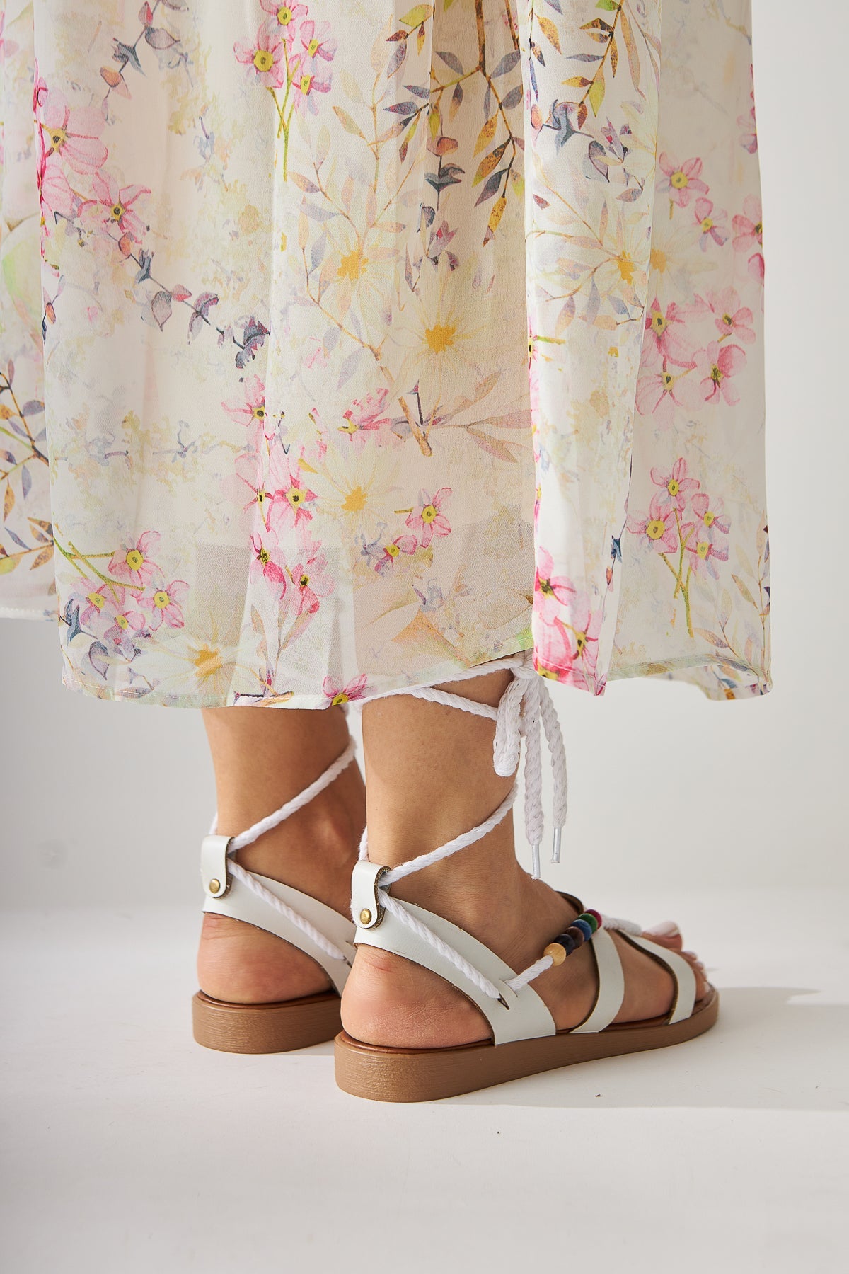 Nina Weiß Perlen Knöchel-Bindung Zehentrenner Damen Sandalen