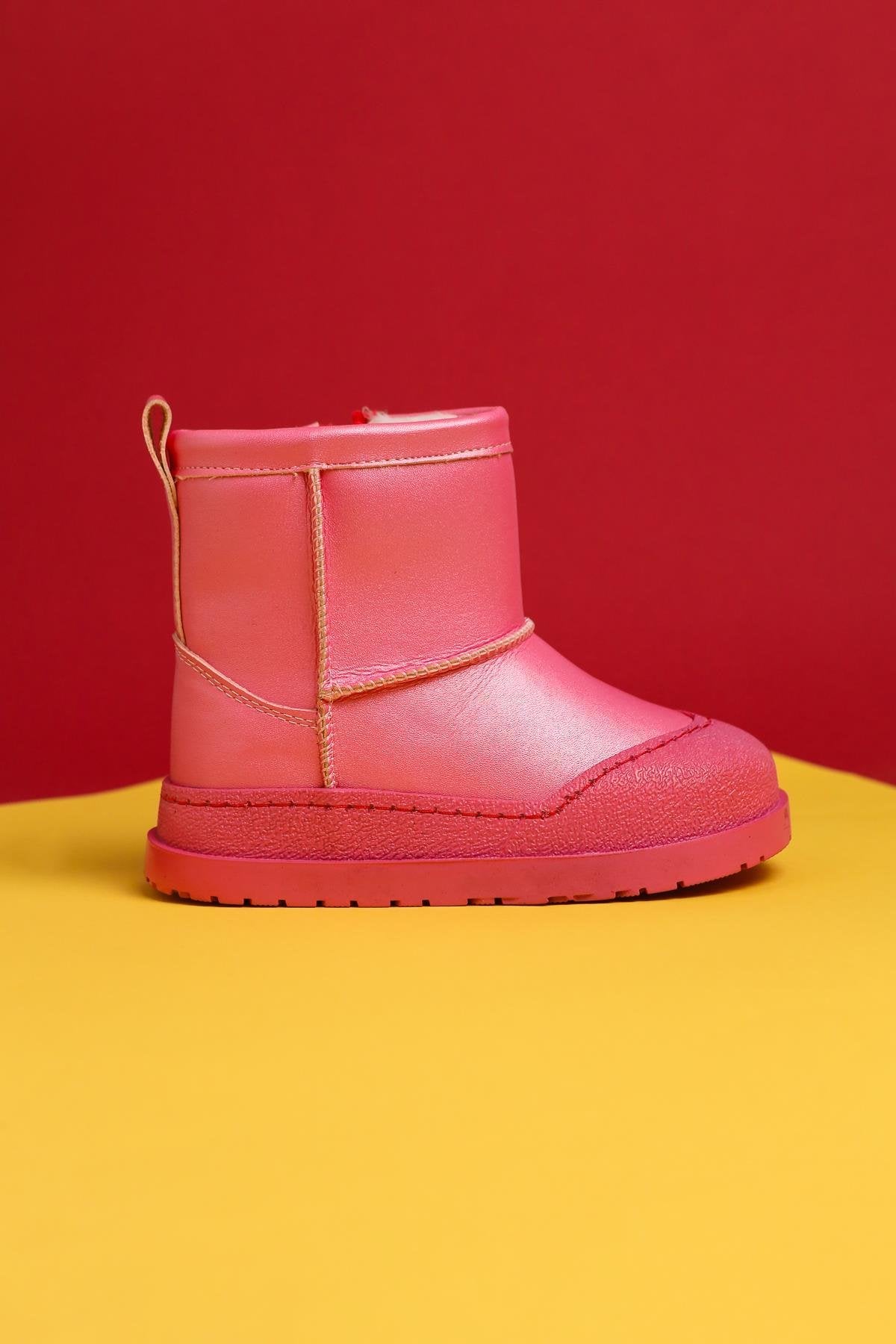 Jasmin Fuchsia Stiefel mit umgekehrter Naht und Fellfutter für Kinder