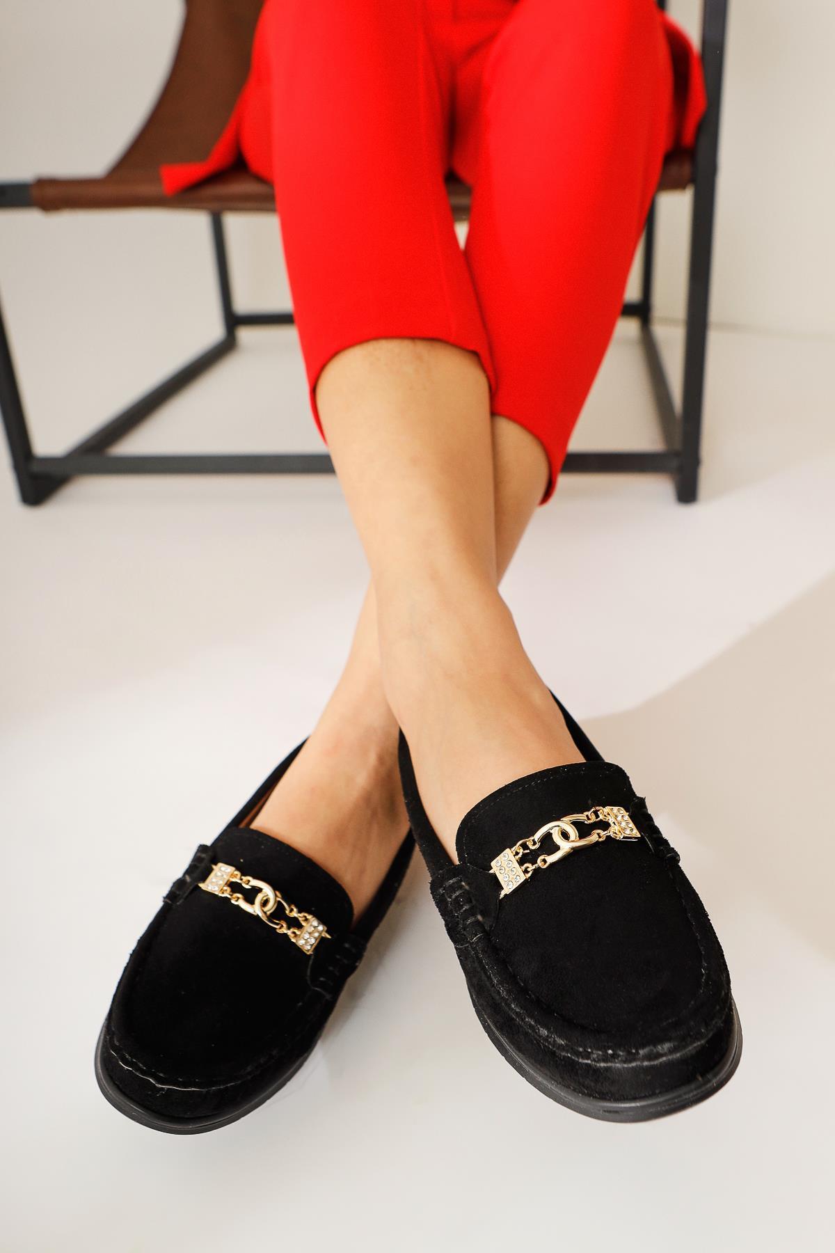 Turi Black Suede Buckle Detailed Casual Shoes