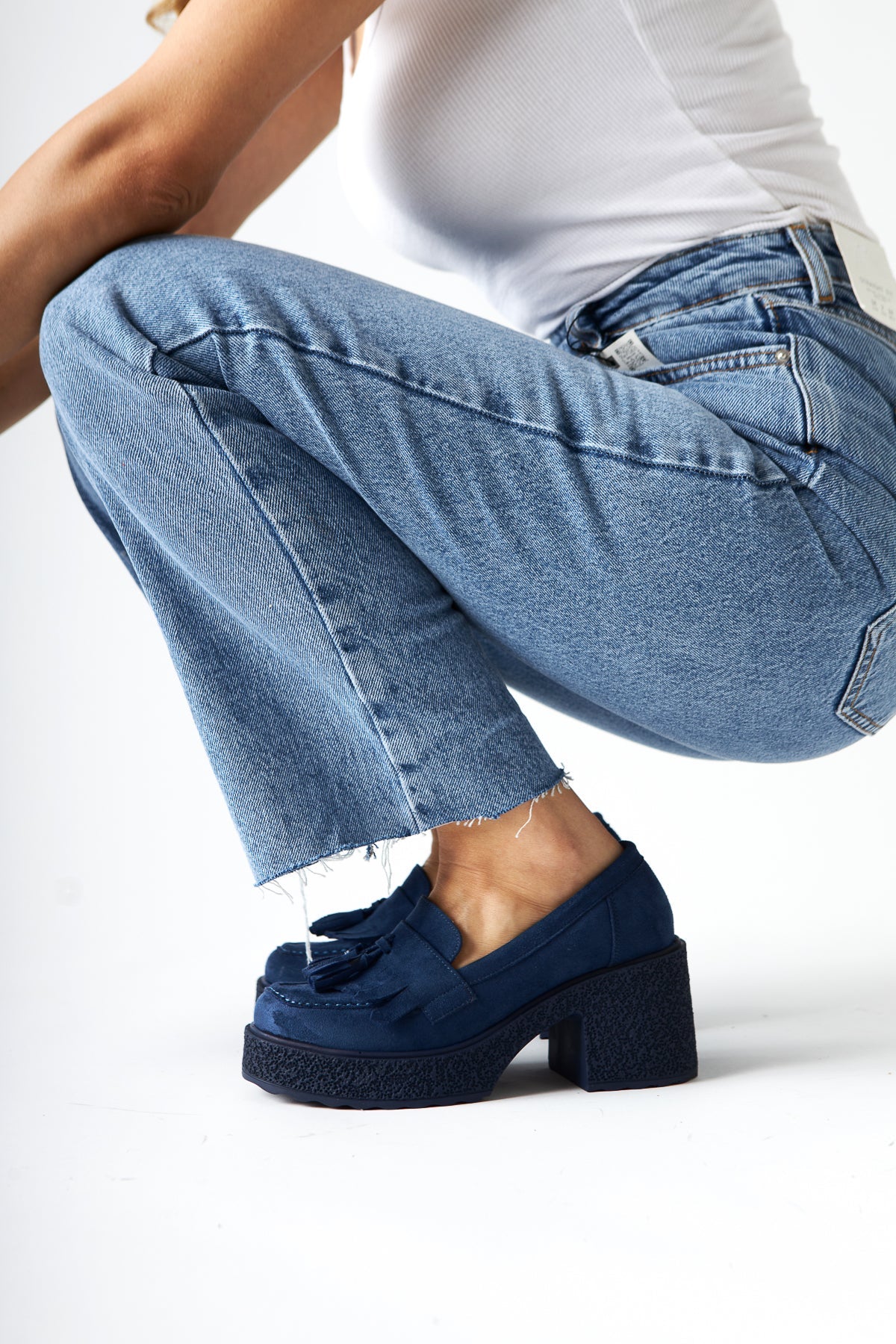 Loreen Damen Marineblaue Wildleder Quasten Absatzschuh Bequemer Täglicher Schuh