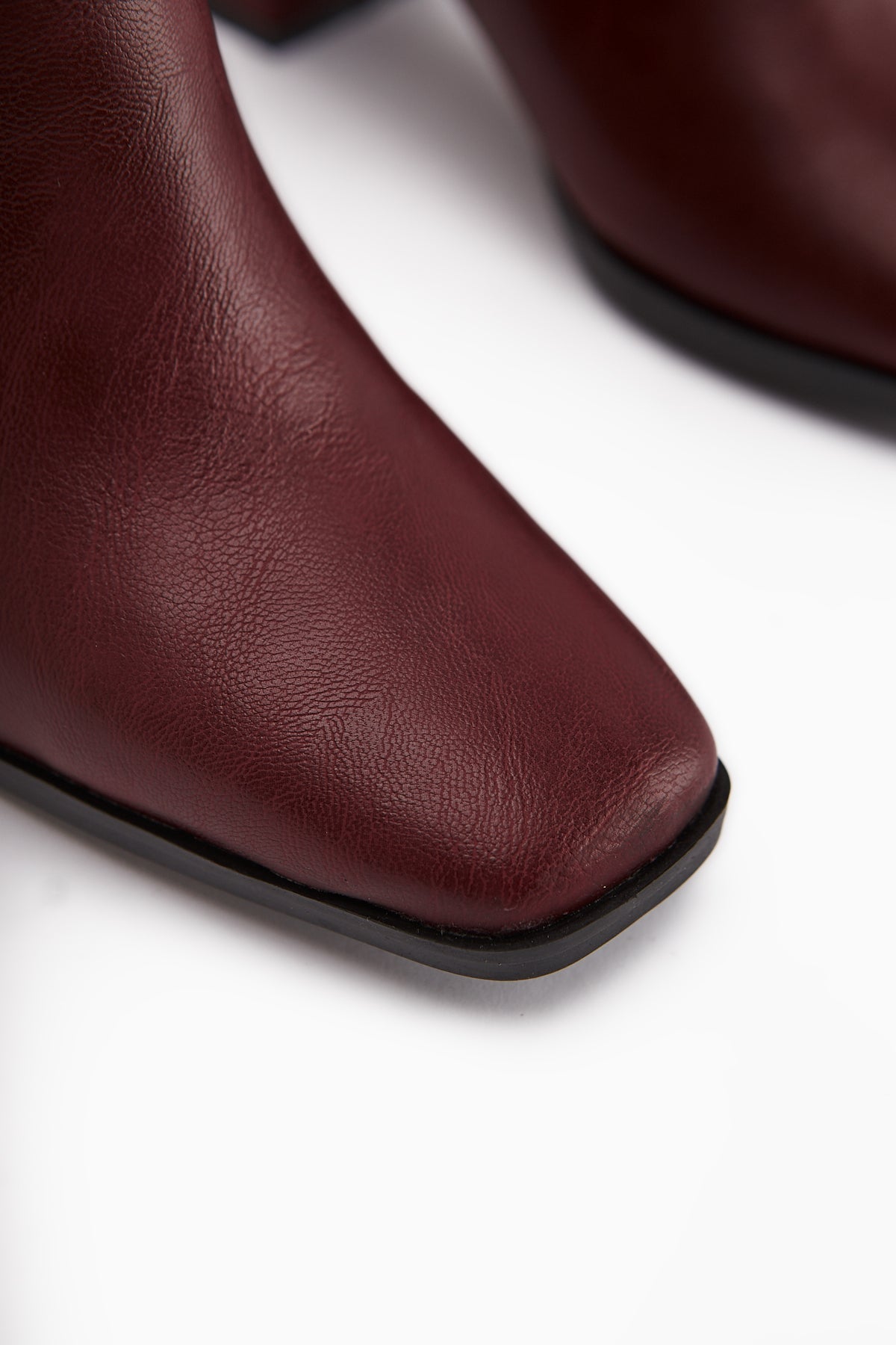 Deyana Maroon Zipper Accessorized Boot