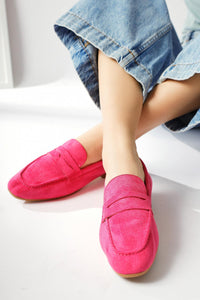 Sheri Fuchsia Suede Casual Shoes
