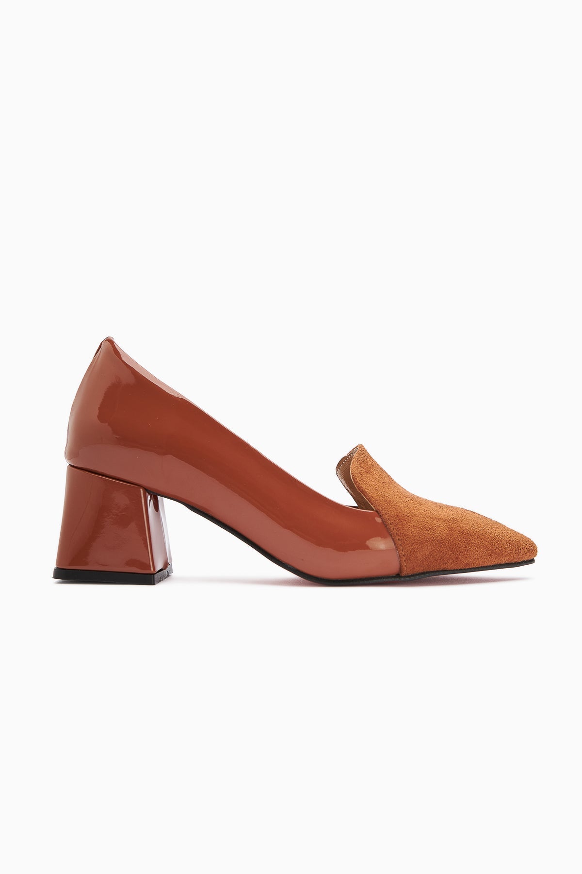 Gisela Taba Wildleder Detaillierte Lackleder Absatz Damenschuhe