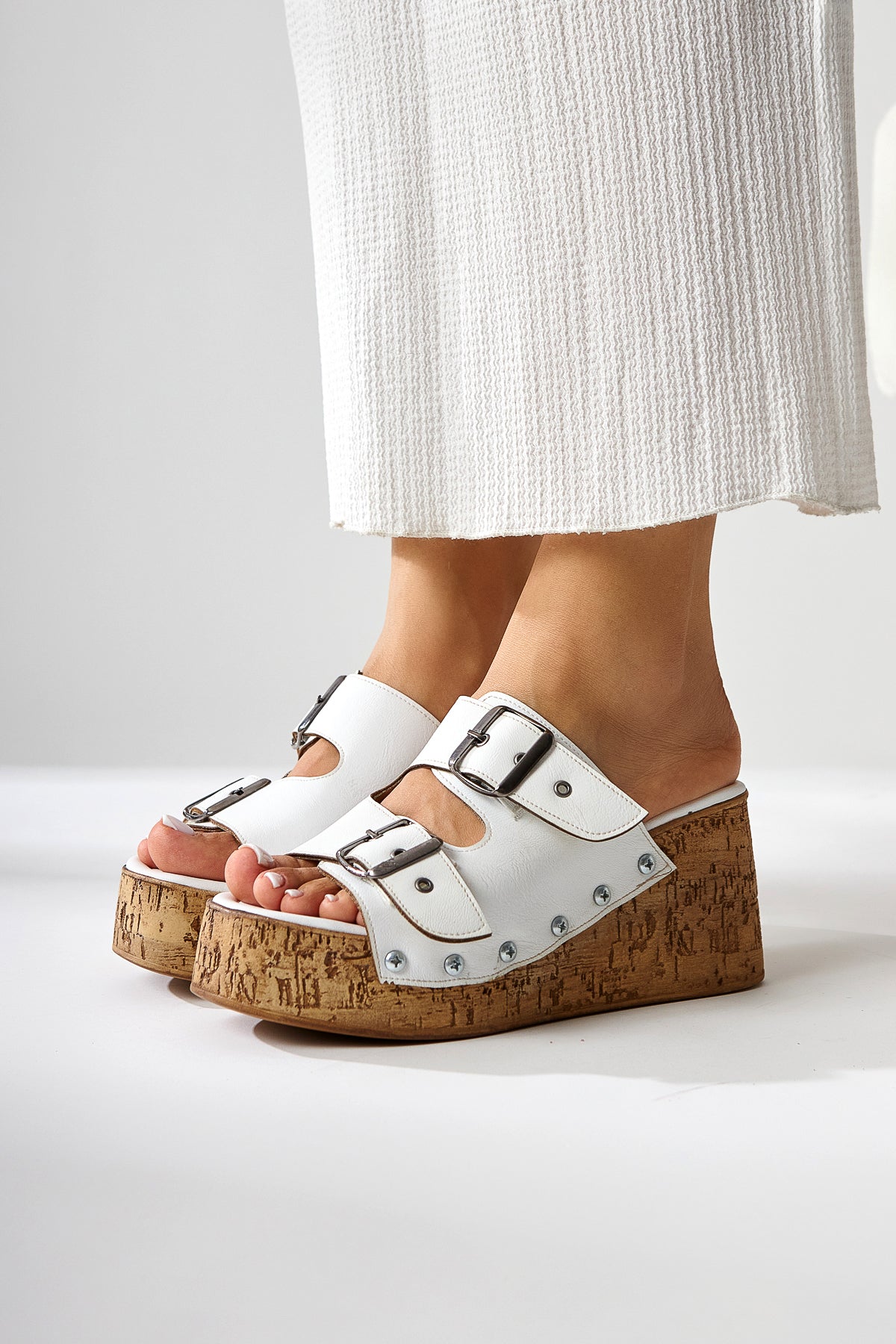 Ratka Weiß Doppelriemen Plateau Absatz Damen Hausschuhe