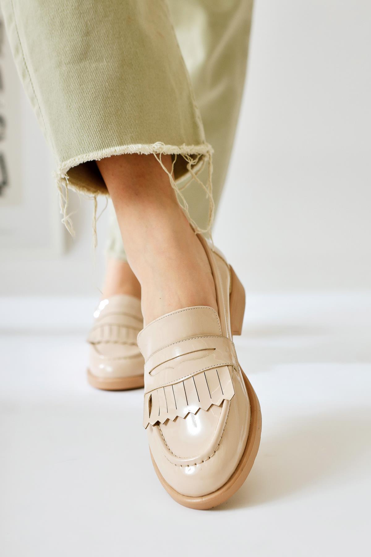 Begona Ten Patent Leather Tassel Detailed Casual Shoes