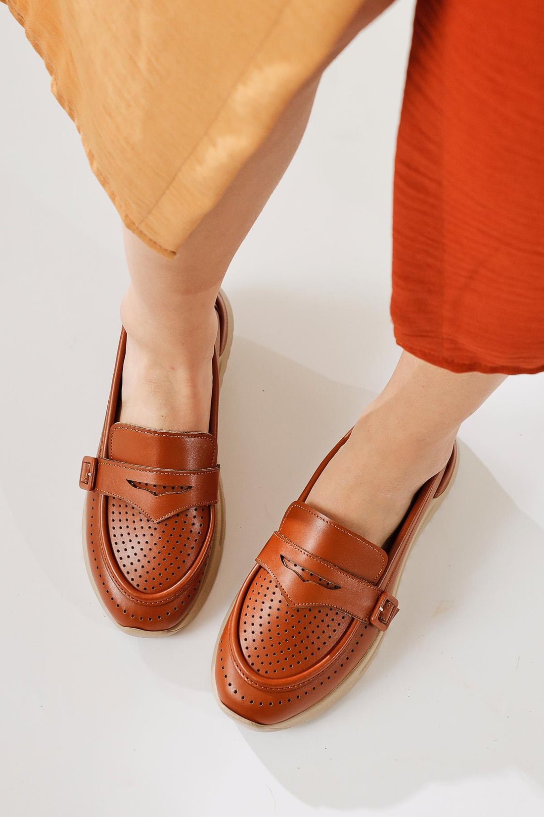 Zain Taba Laser Perforated Buckle Detailed Ballerinas