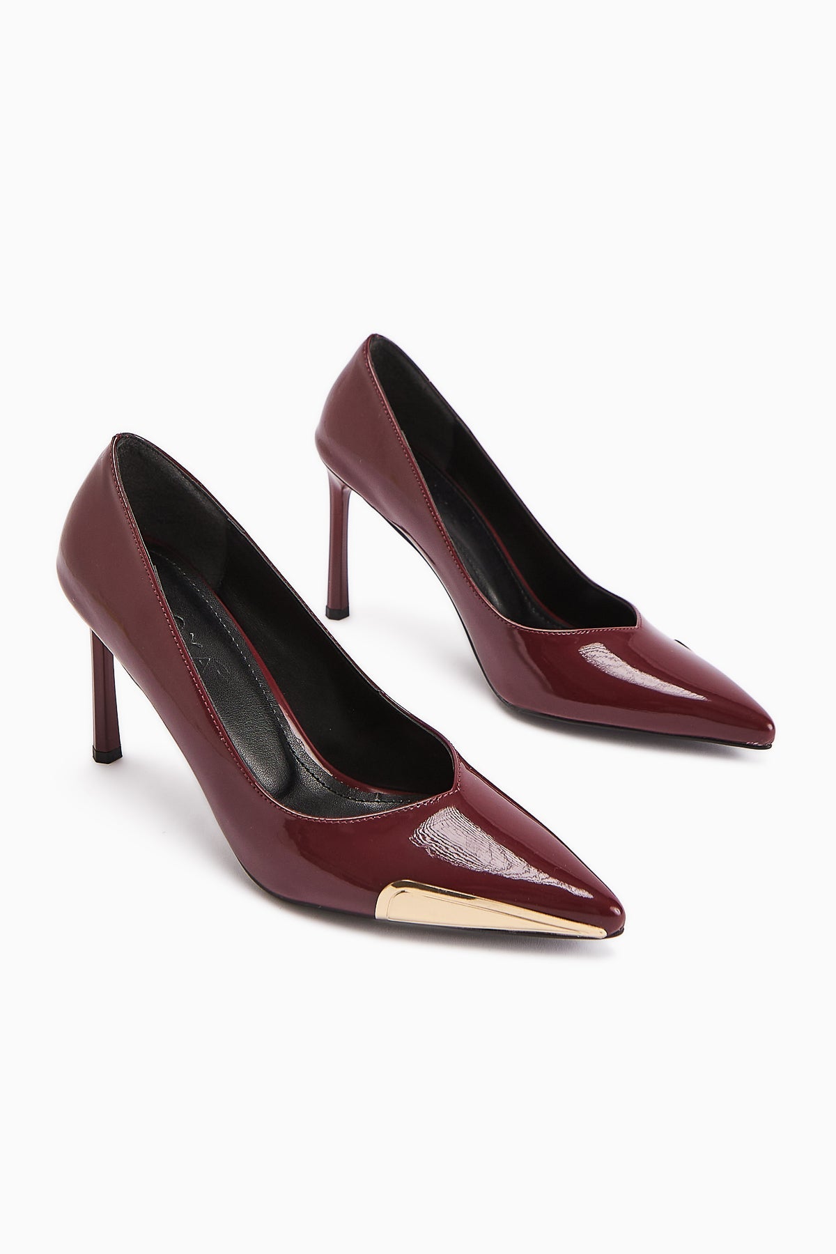 Lula Bordo Patent Leather Metal Buckled Pointed Toe Women's Heels