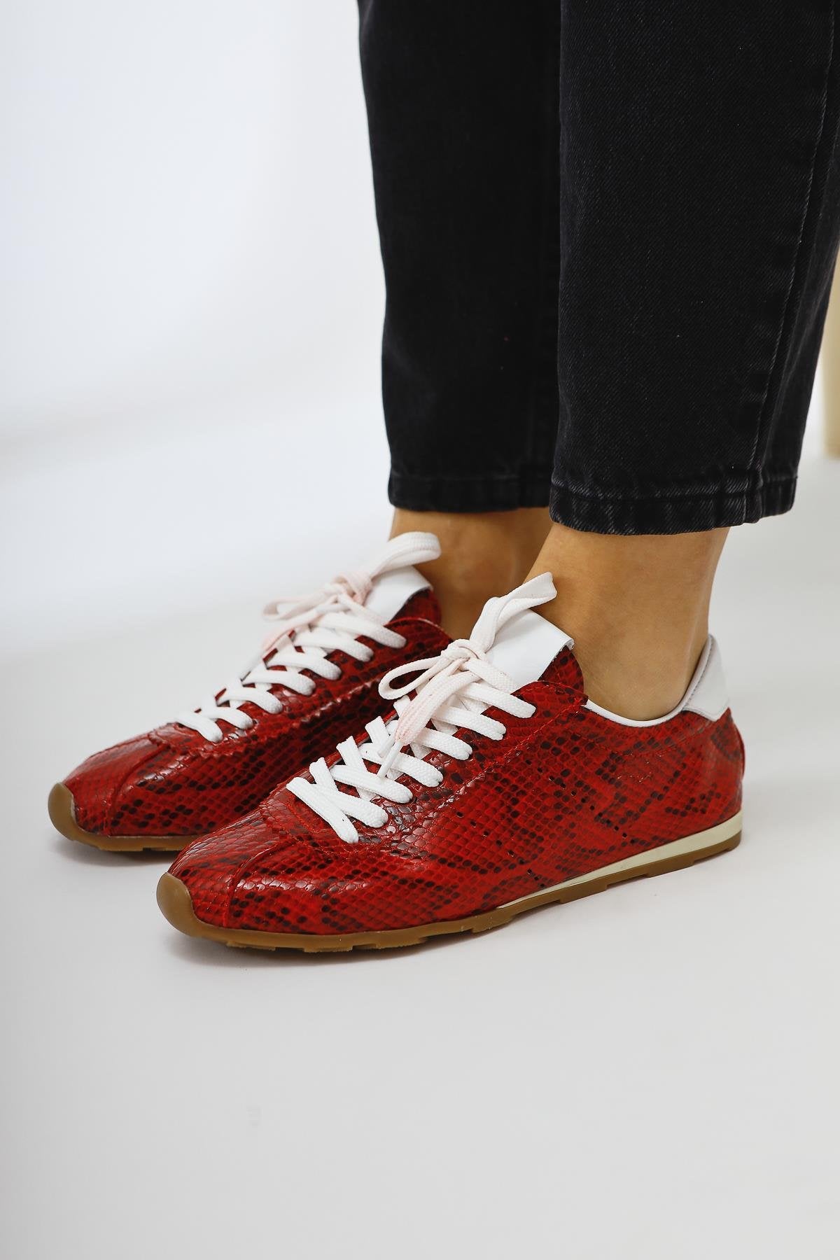 Genuine Leather Alisa Red Crocodile Leather Printed Lace-Up Casual Women's Shoes