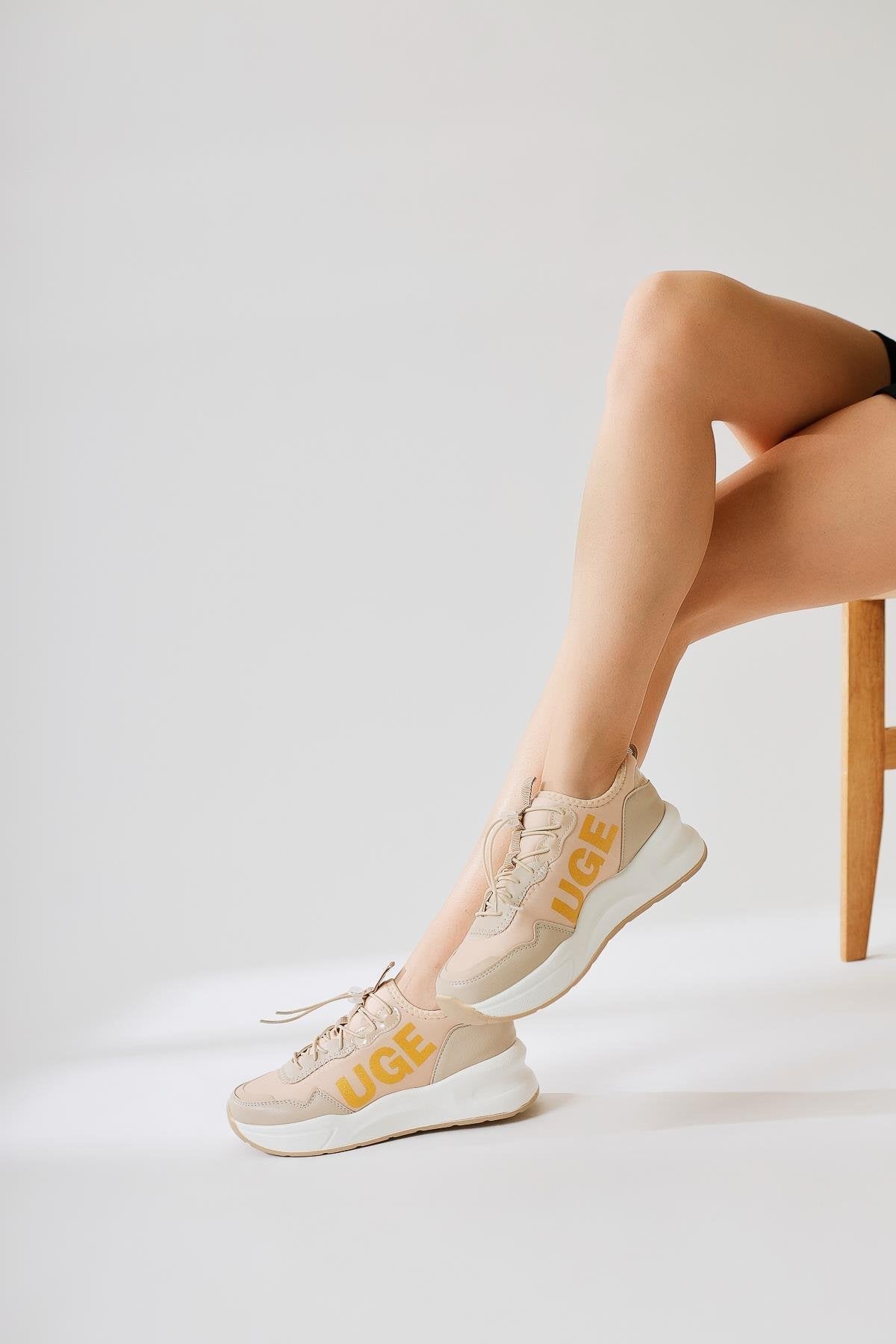 Mintra Nude Scuba Stoff Sneakers