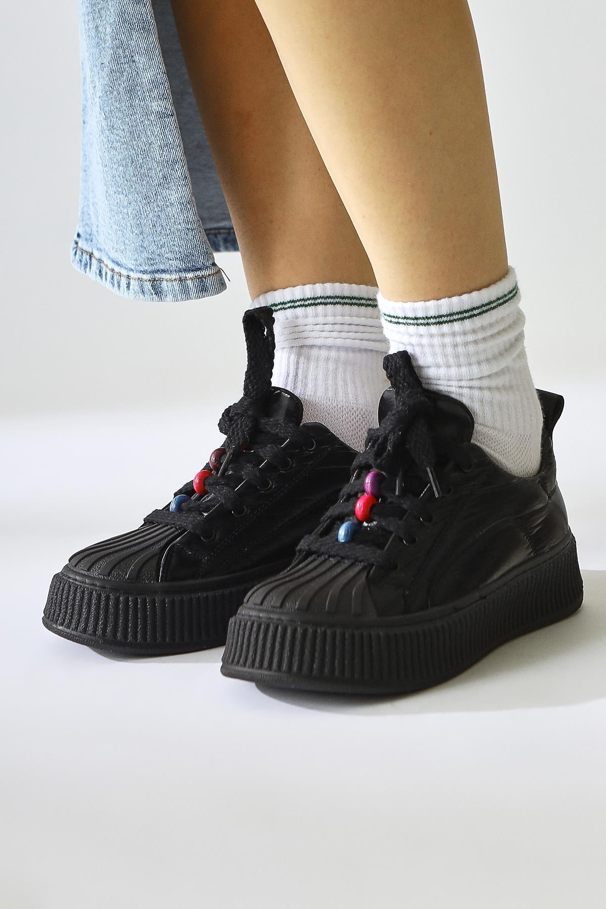 Chinda Black Parachute Fabric Beaded Detail Snakers