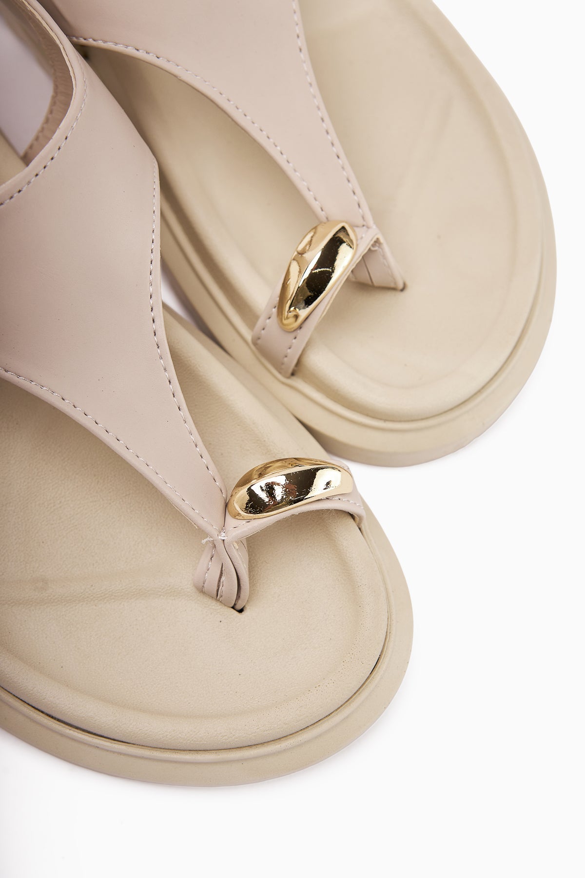 Vanda Beige Buckle Thong Women's Sandals