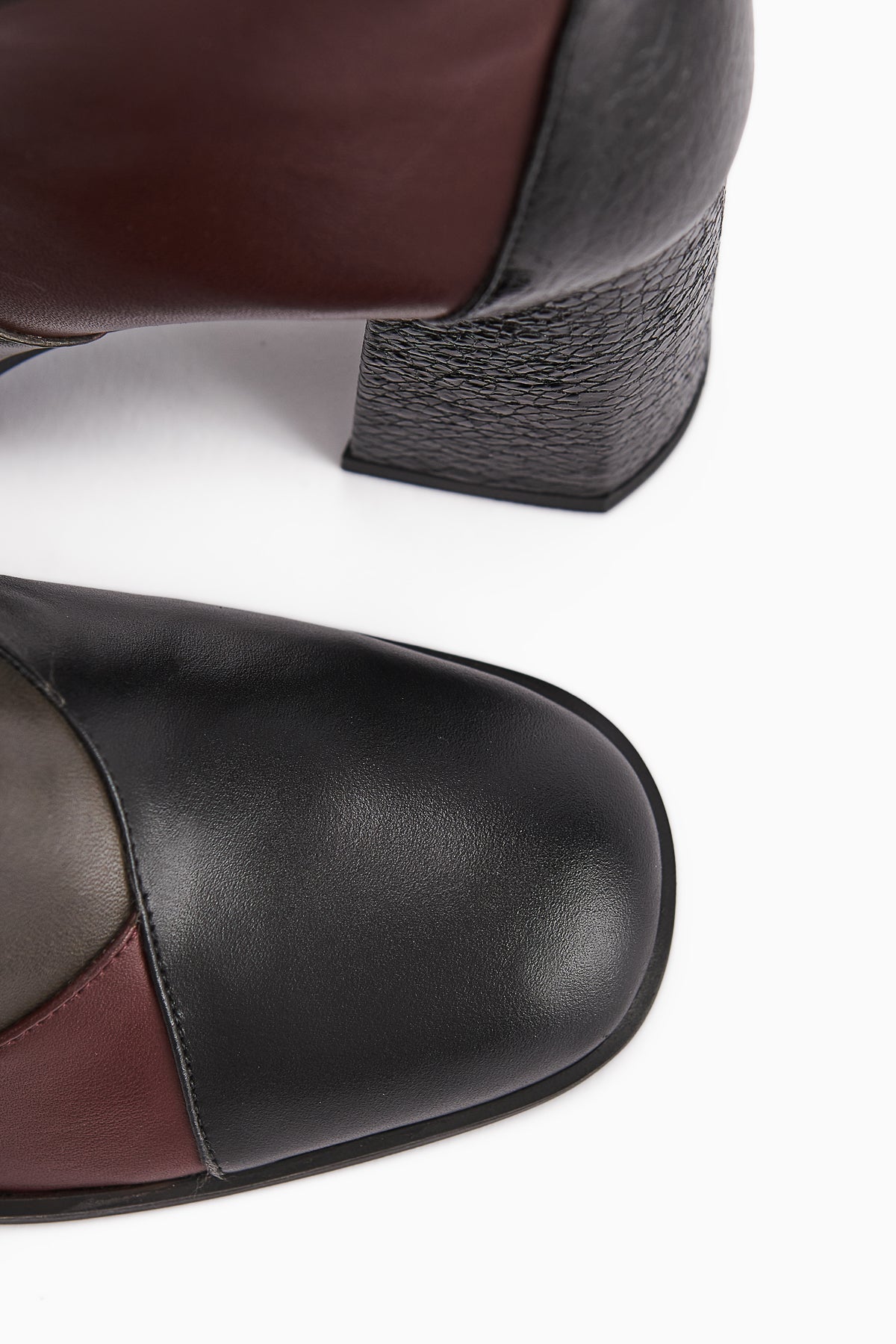 Ylwa Genuine Leather Black Bordeaux Heeled Women's Boot