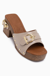 Edita Beige Buckle Detailed Platform Heeled Women’s Slipper