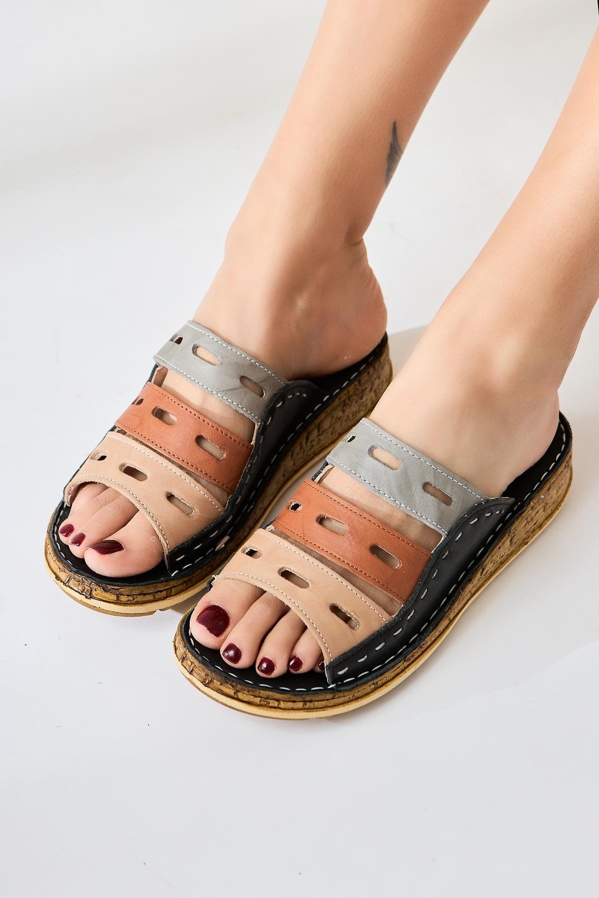 Hakiki Deri Joelle Siyah Comfort Lazer Kesim Terlik