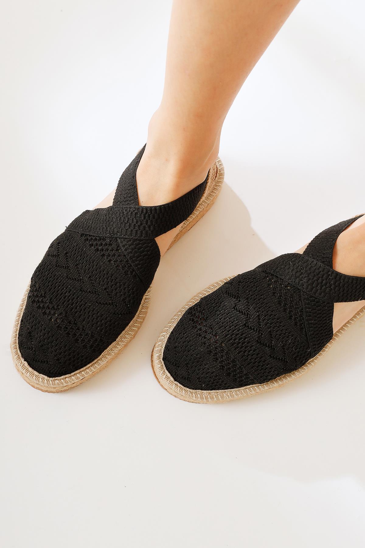 Zulma Black Closed Front Knit Cross Strap Linen Sole Sandals