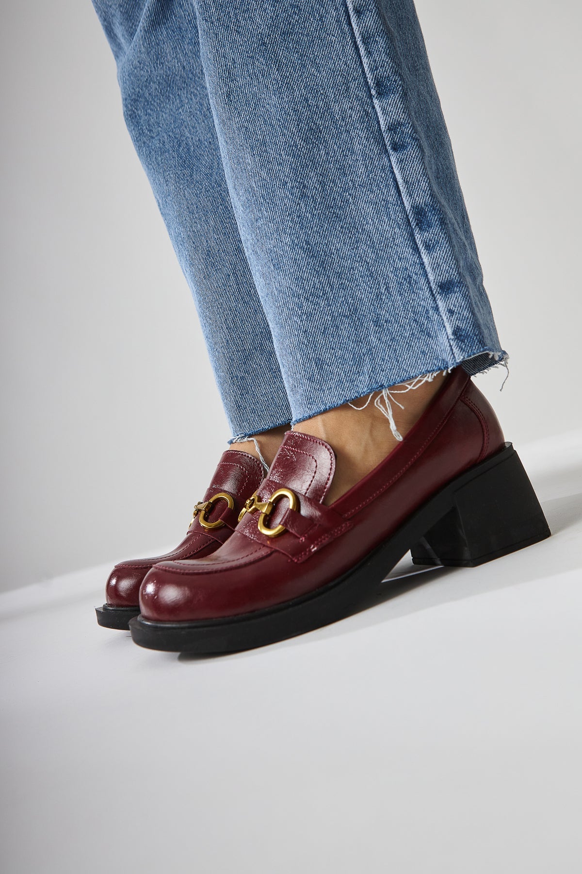 Berita Damen Chunky Heel Schuh in Bordo