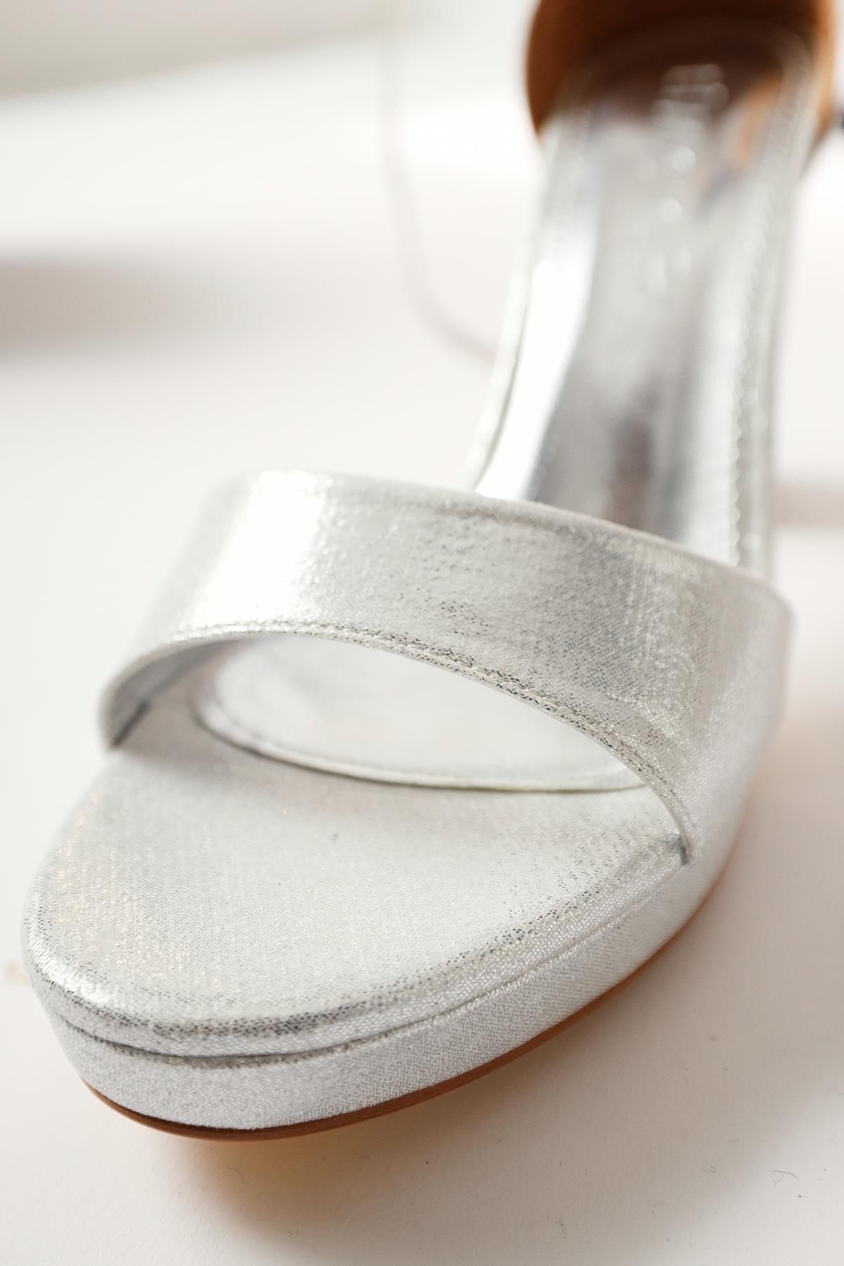 Parya Silver Thin Platform Heeled Sandals