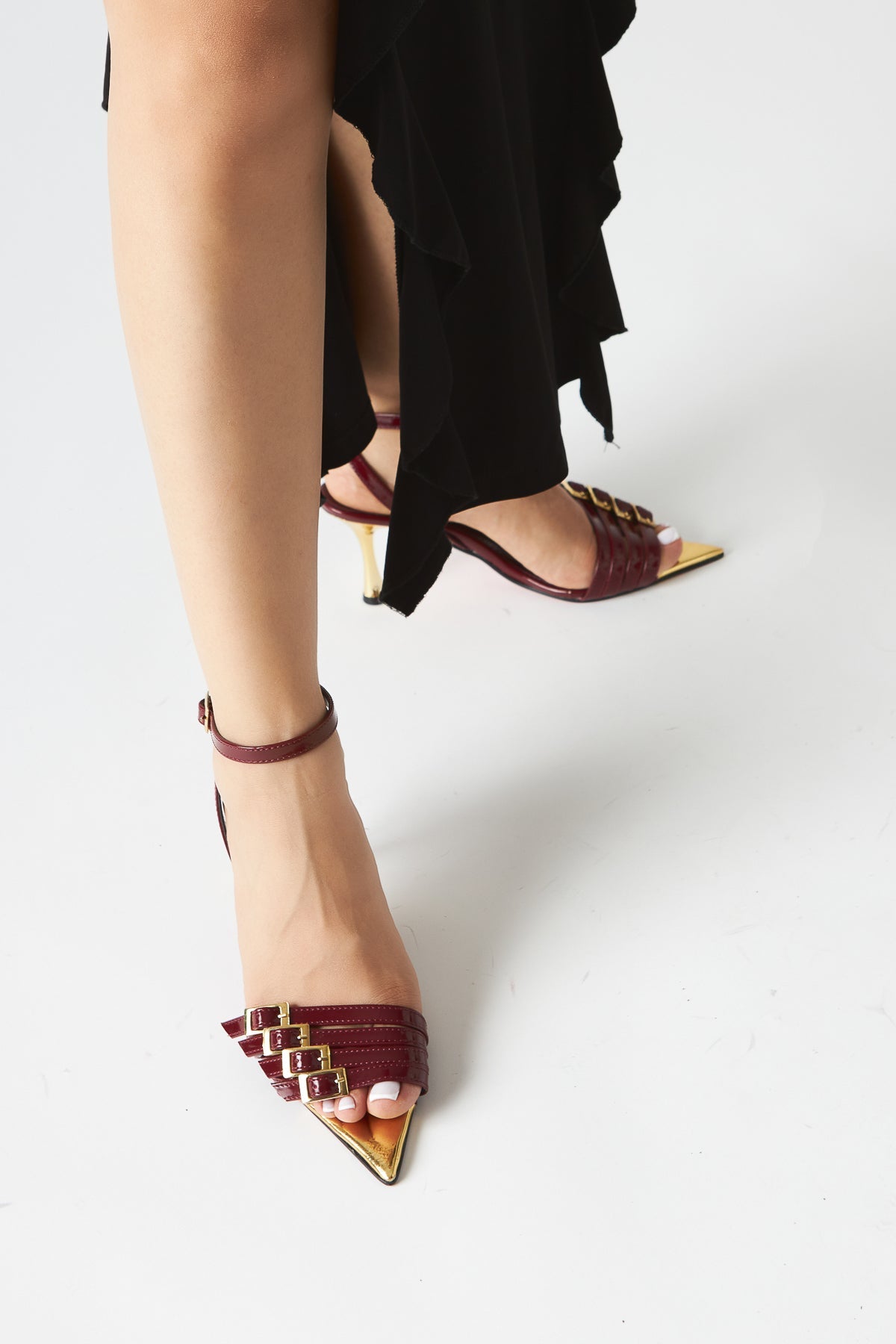 Helna Burgunder Gold-Schnalle Stiletto Knöchelriemen Damen Sandalen