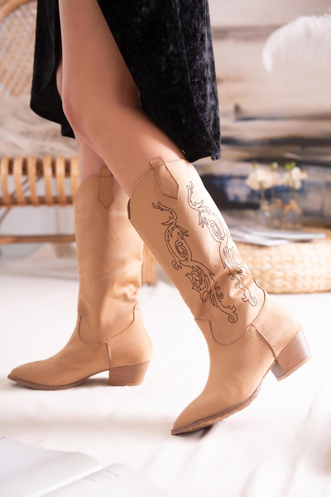 Erin Taba Laser-Cut Westernstiefel