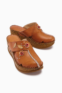Echtes Leder Alto Tan Wedge Pantoletten mit Vintage-Sohle Comfort Pantoletten