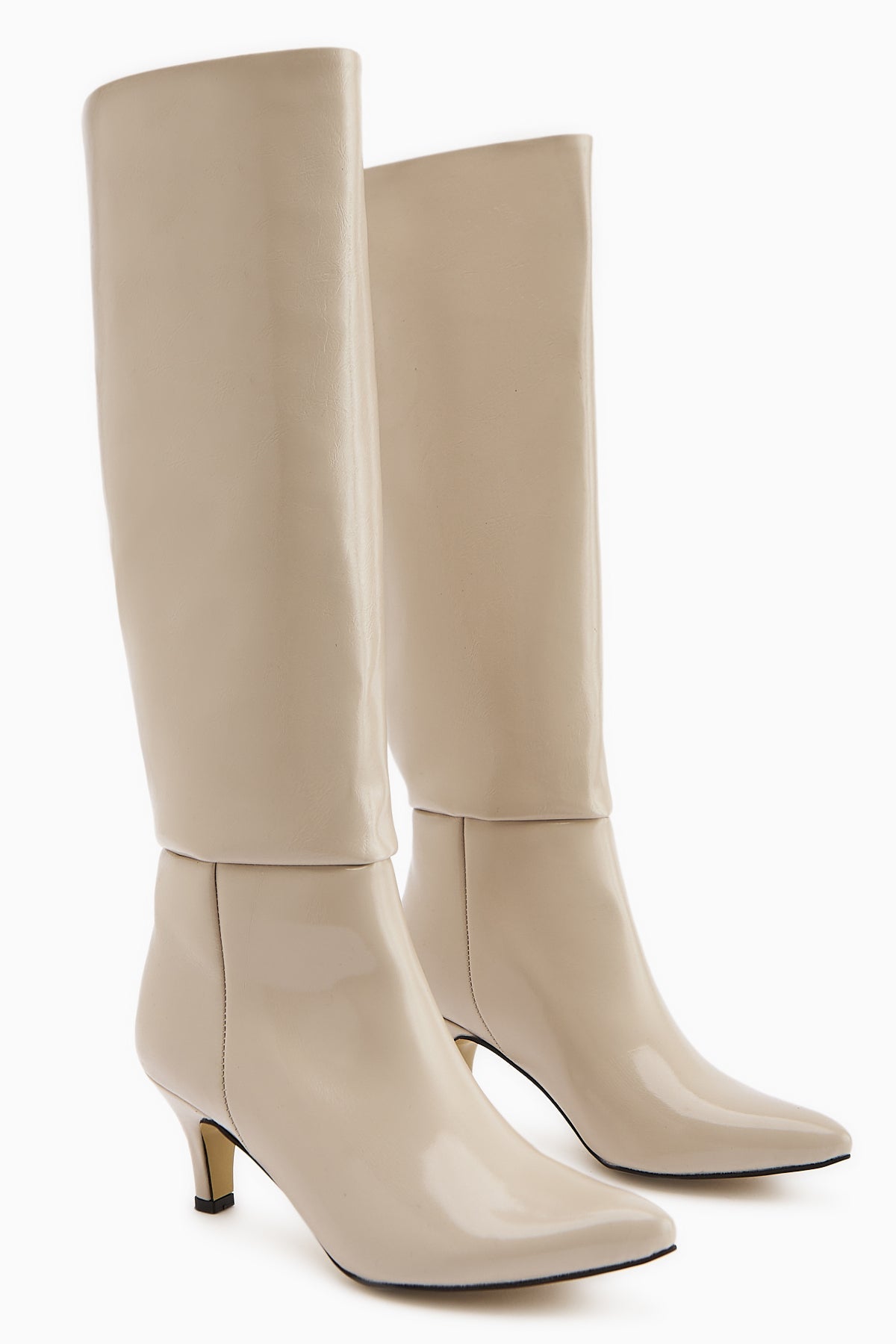 Milika Pointed Toe Short Heel Pull-On Boot