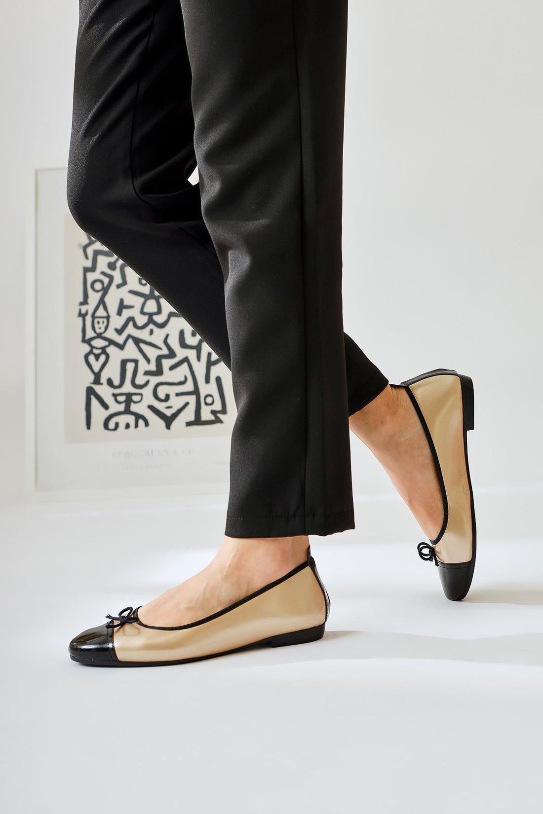 Sobhie Gold Patent Leather Black Toe Bow Detailed Ballerinas