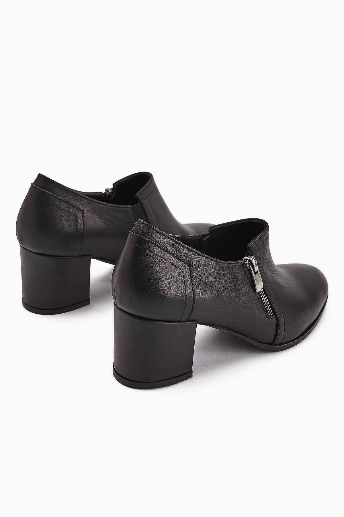 Leona Genuine Leather Black Zipper Detailed Women's Heels