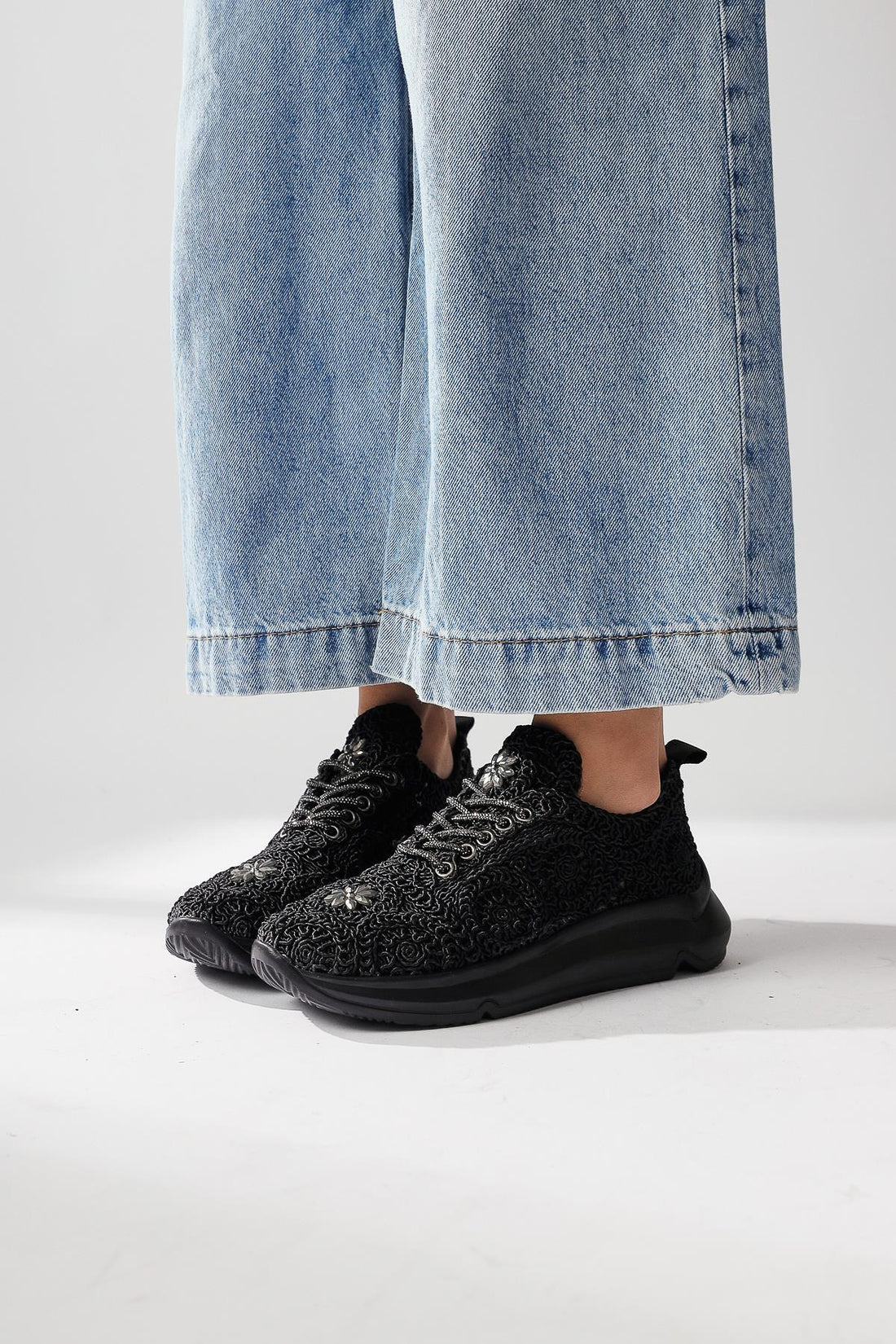 Matty Black Stone Detailed Knitted Sneakers