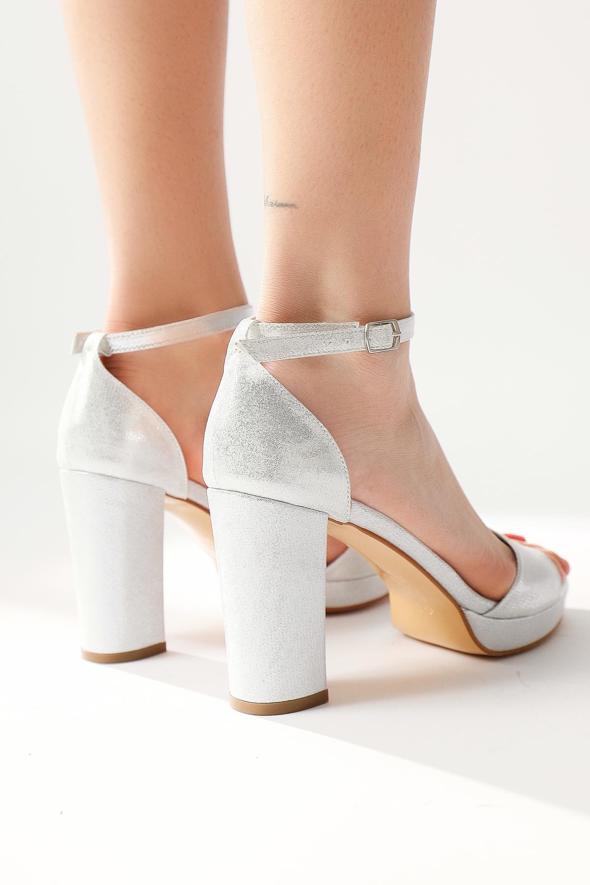 Parya Silver Thin Platform Heeled Sandals