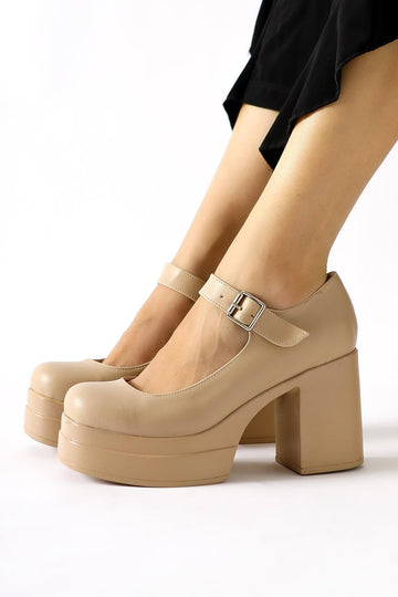 Adelin – Nude Oval-Toe Platform Casual Shoe (Women)