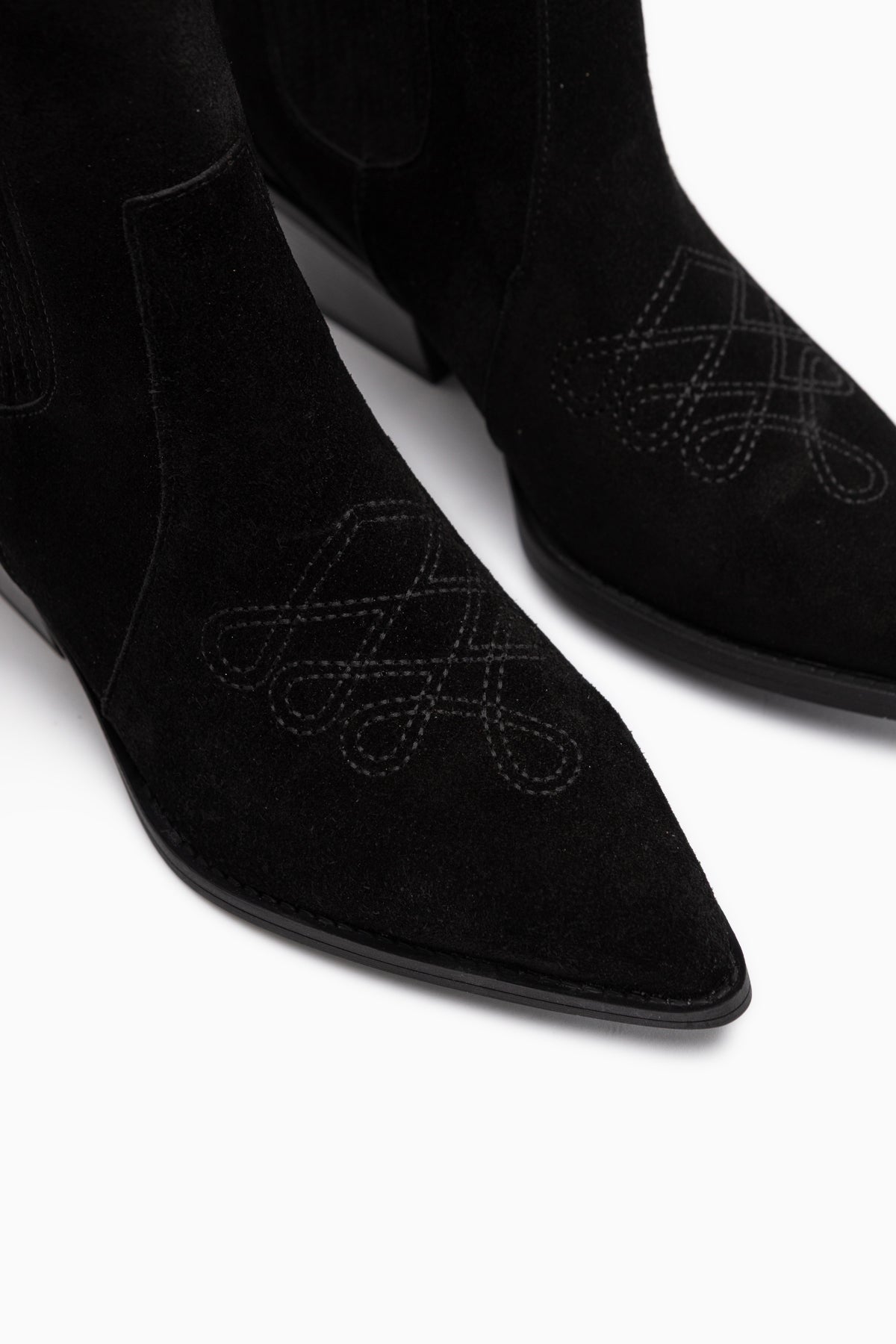 Freya Echtes Leder Schwarz Wildleder Bestickte Detail Damen Cowboy Stiefel