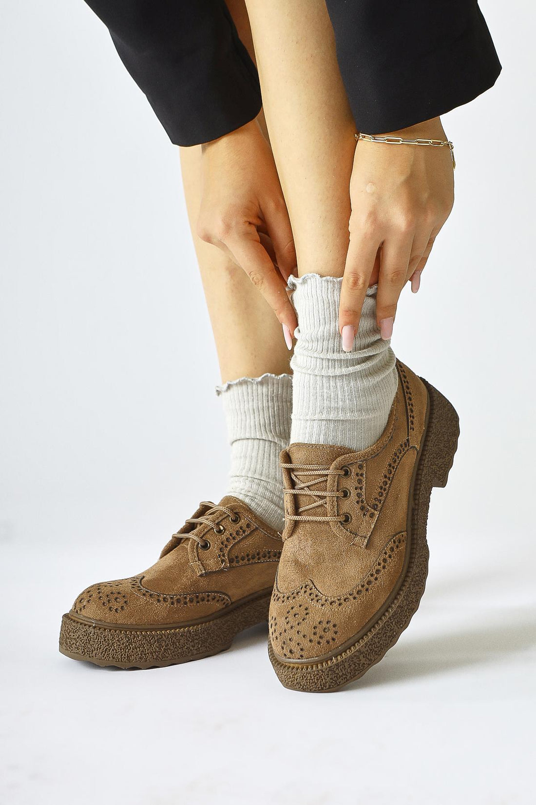 Rossy Nerz Wildleder Oval Zehen Laser Cut Freizeitschuh