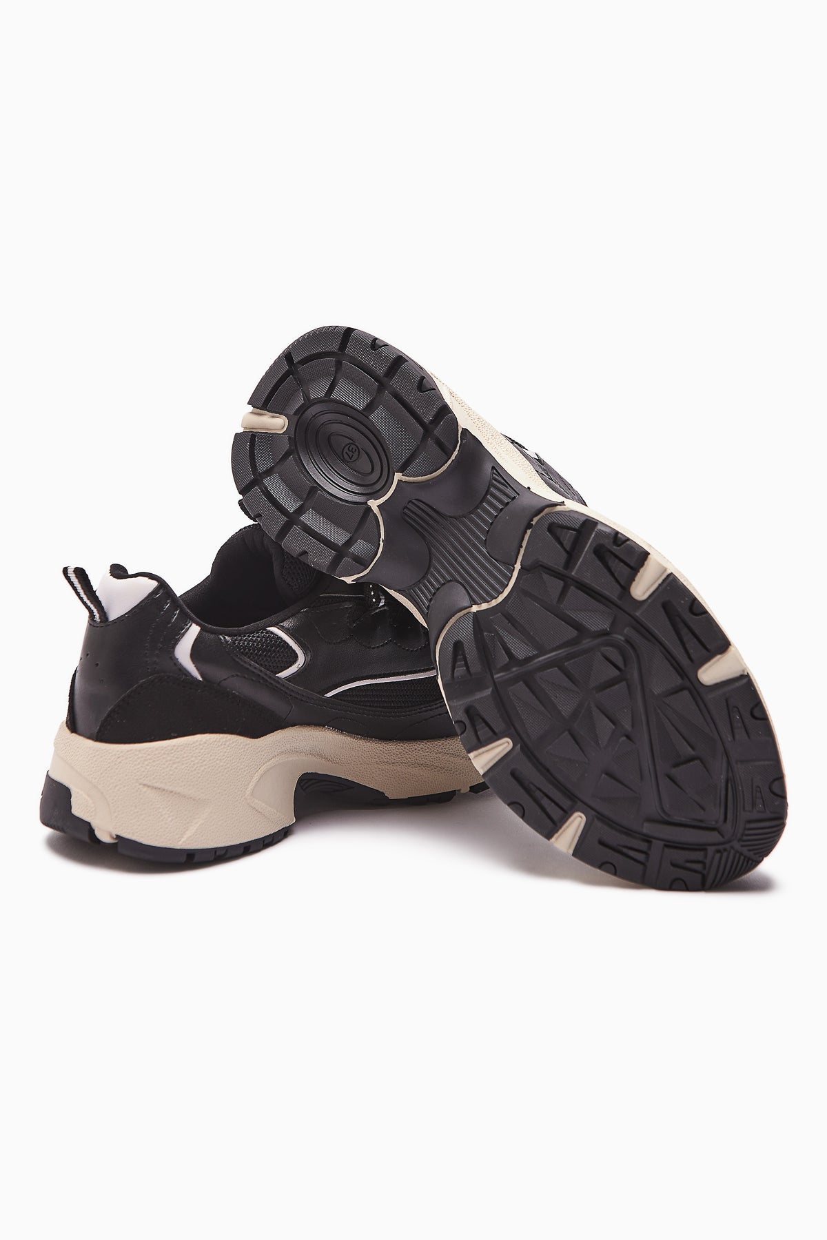 Rozhin Black Thick Sole Women's Sport Shoe