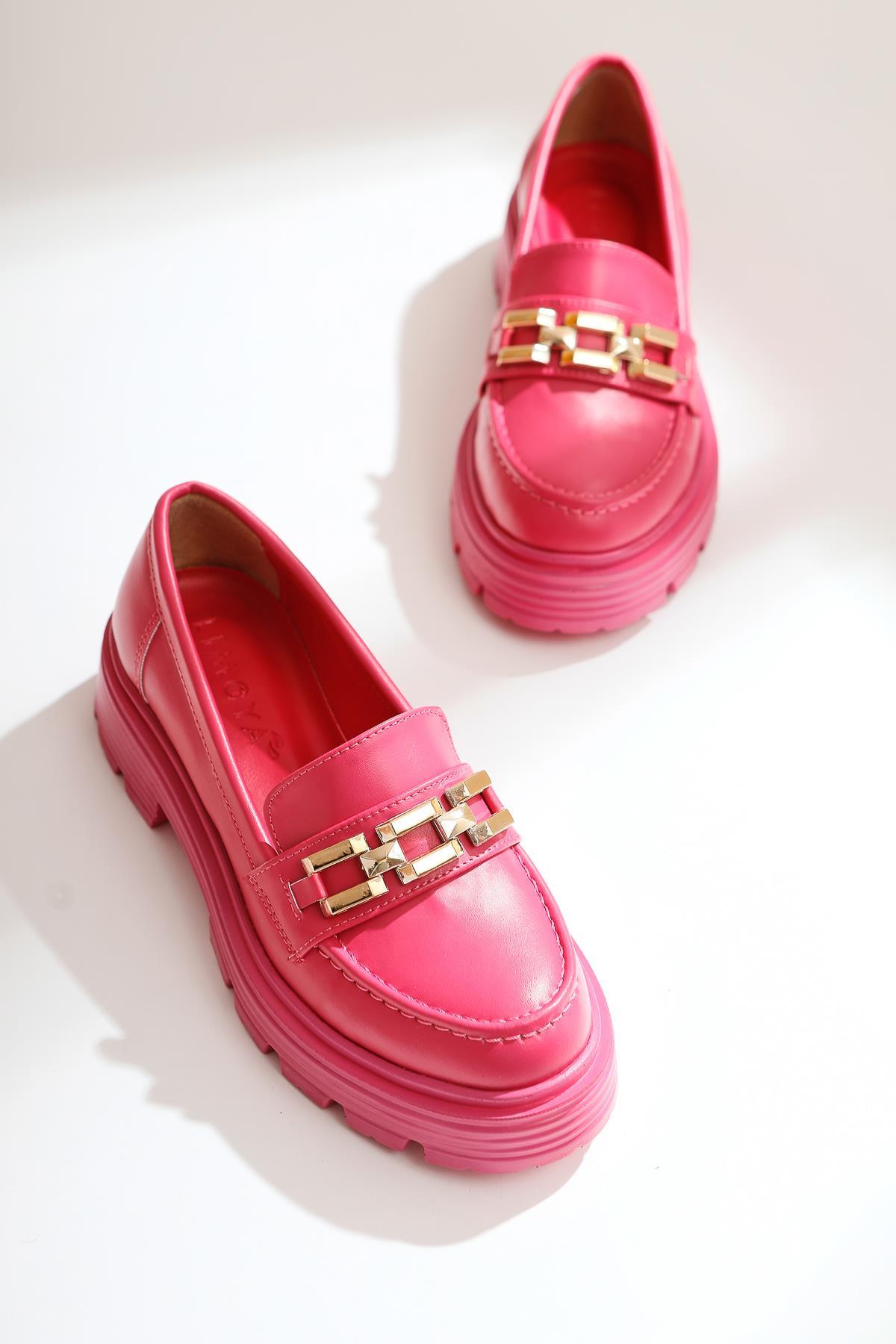 Benaz – Fuchsia Lederoptik Oxford mit Schnallen-Detail (Damen)