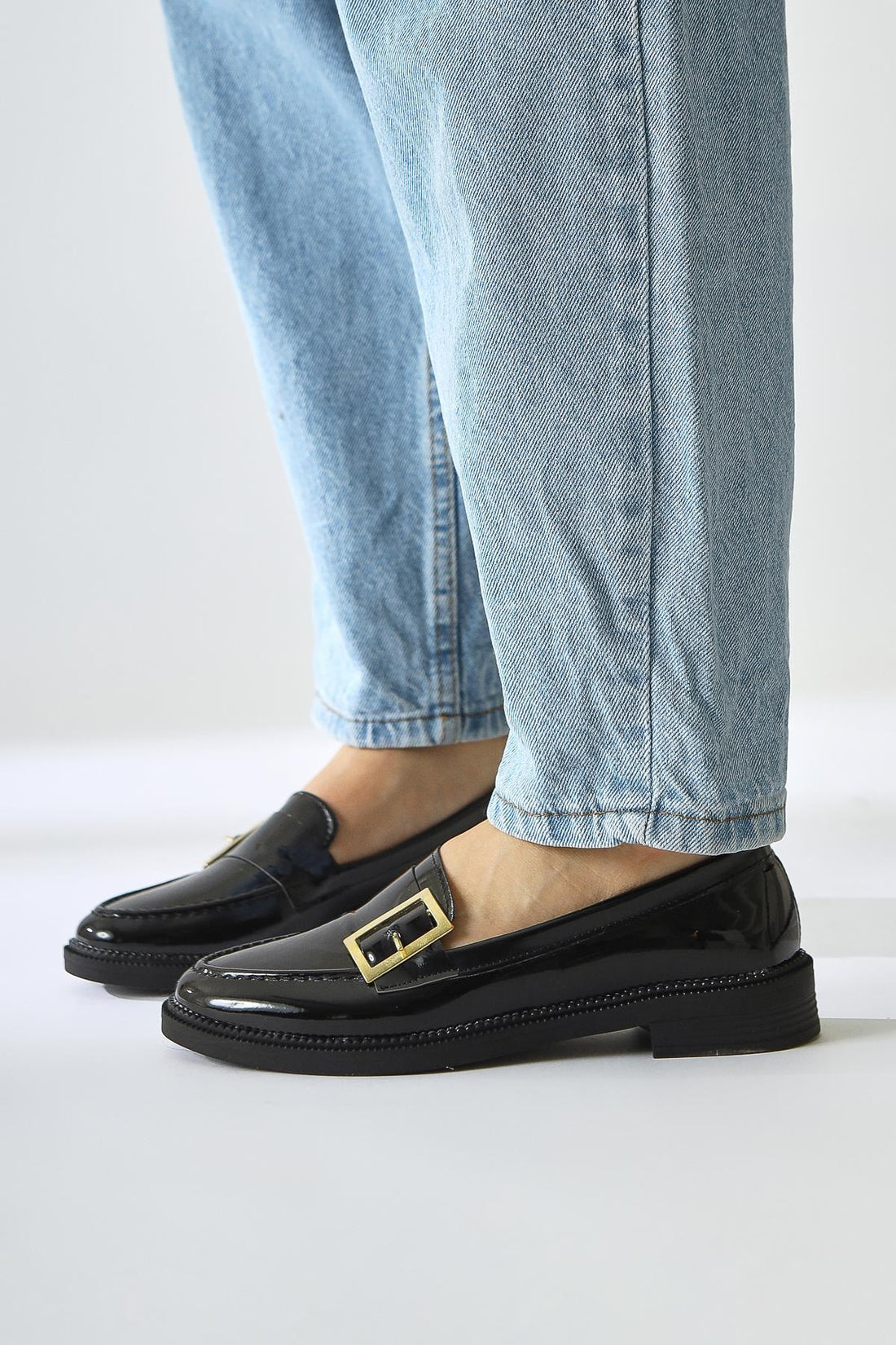 Arnesa Black Patent Leather Buckle Detailed Casual Shoes